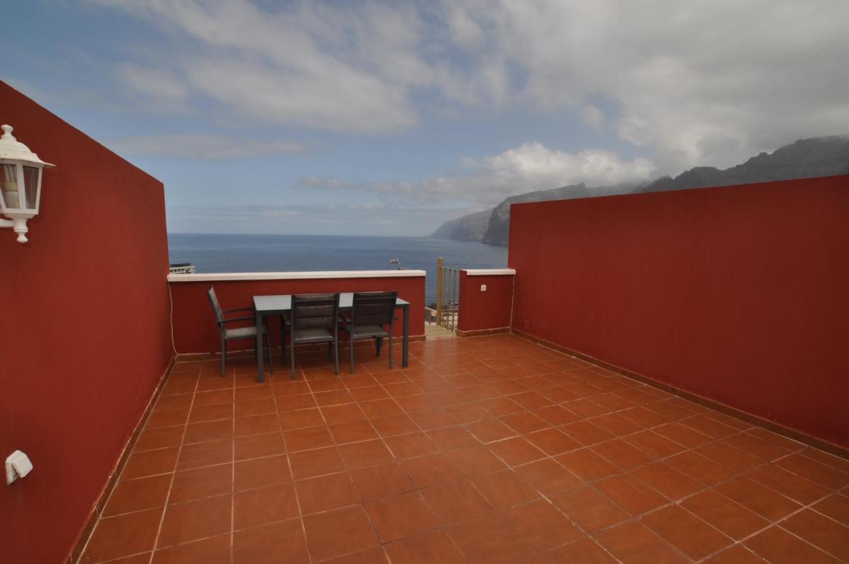 Penthouse Los Gigantes view 4