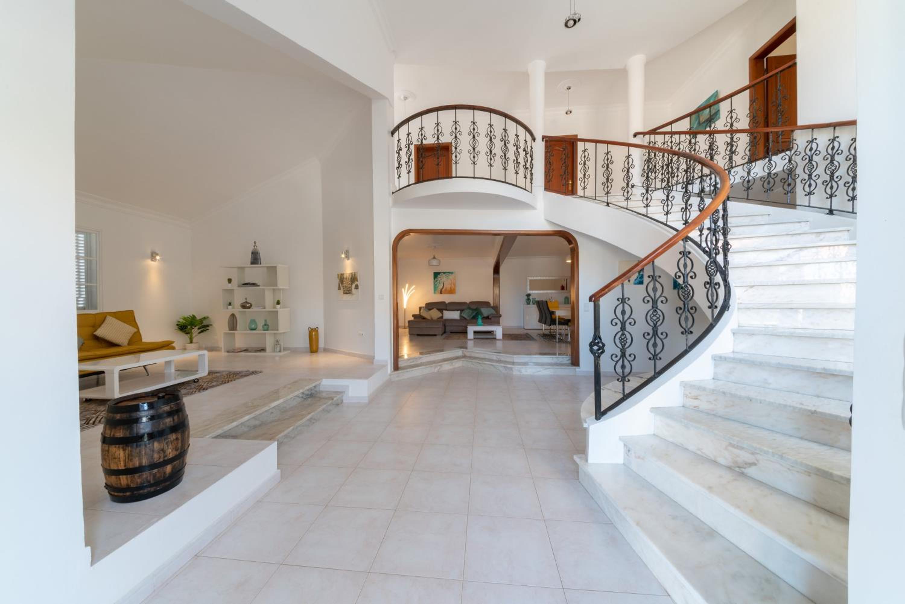 Mansion Almond - SEA, SUN and a charming refuge! view 2