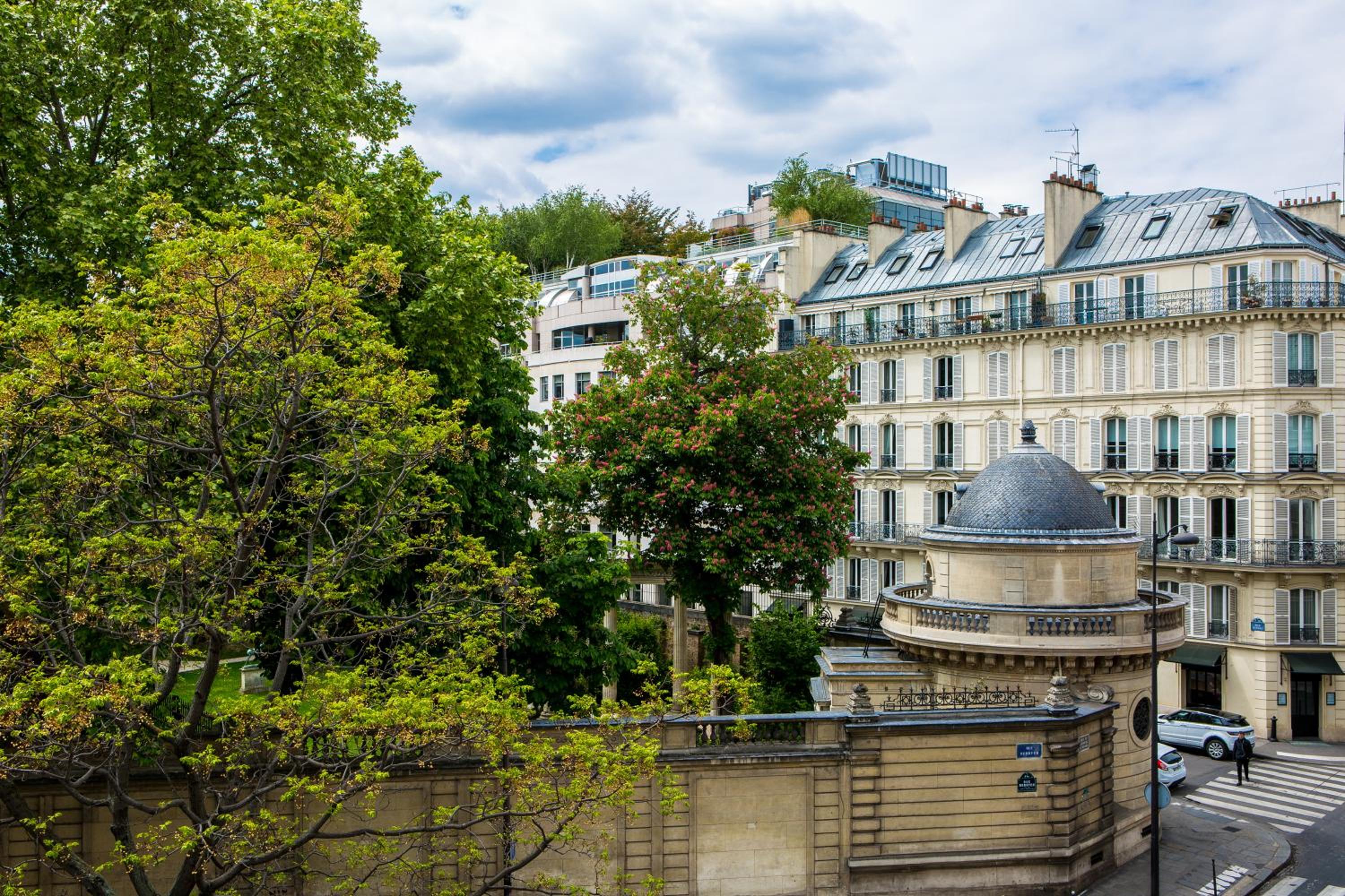 Royal Garden Champs-Élysées