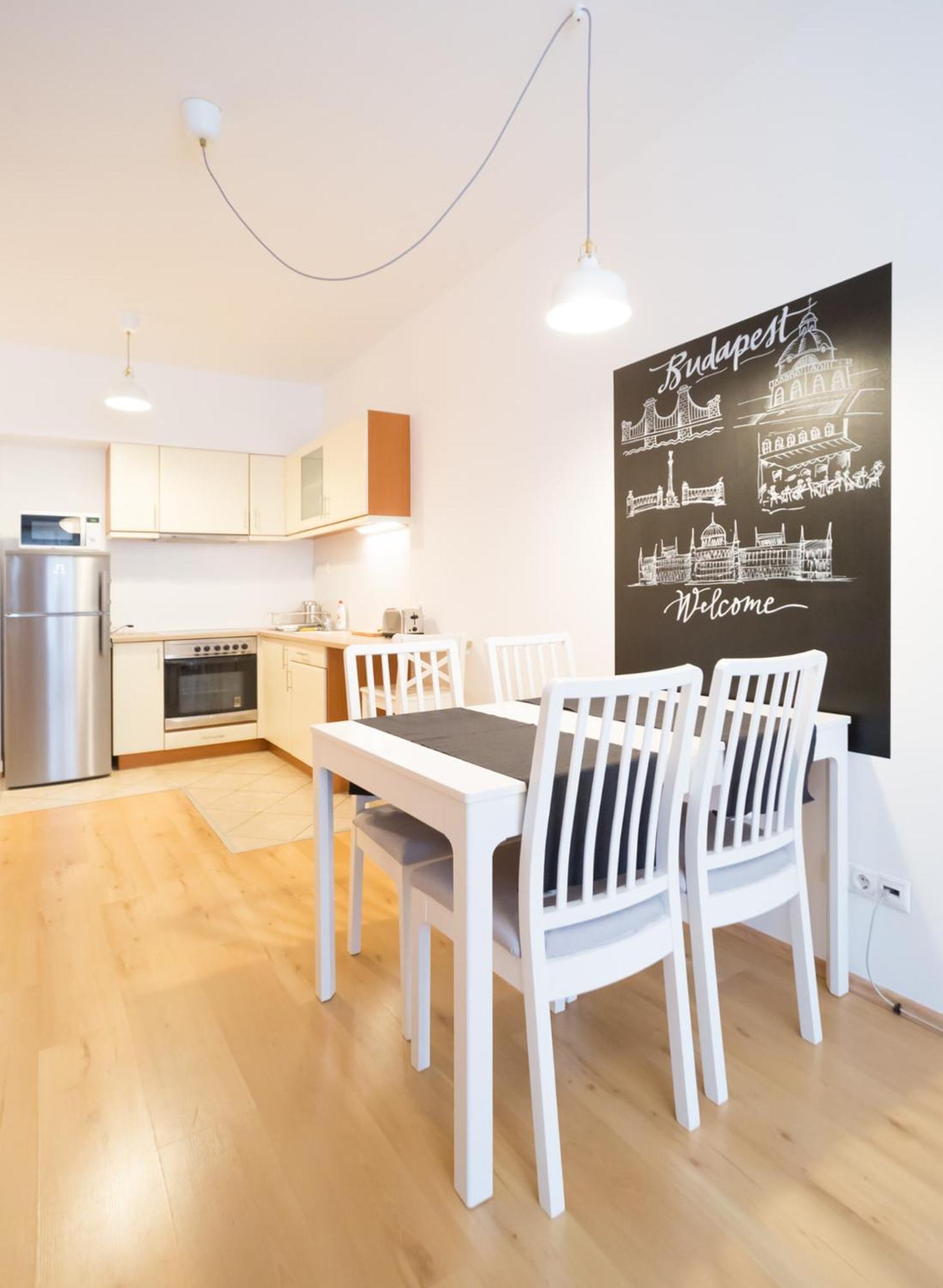 InnerCity Apartments Opera view 3