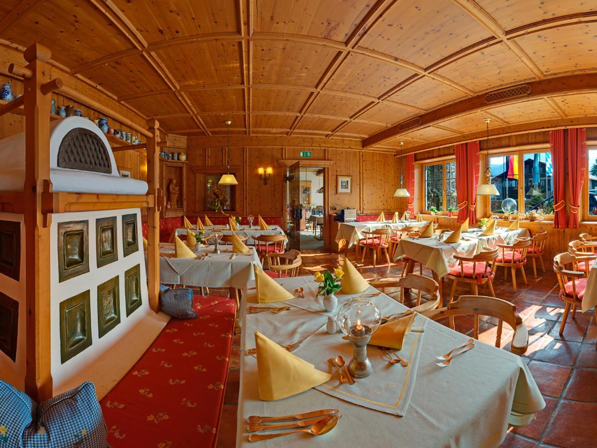 restaurant