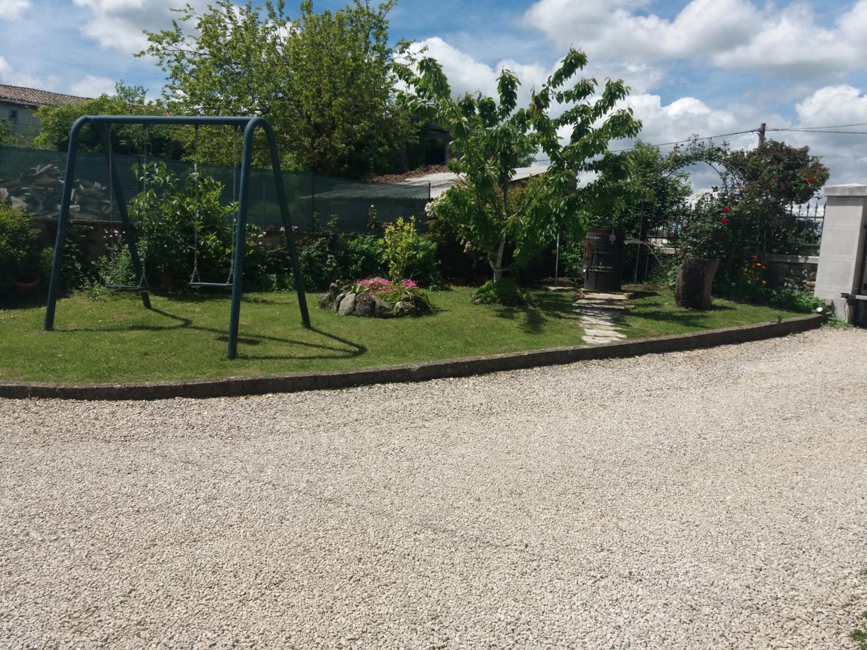 Photo 16