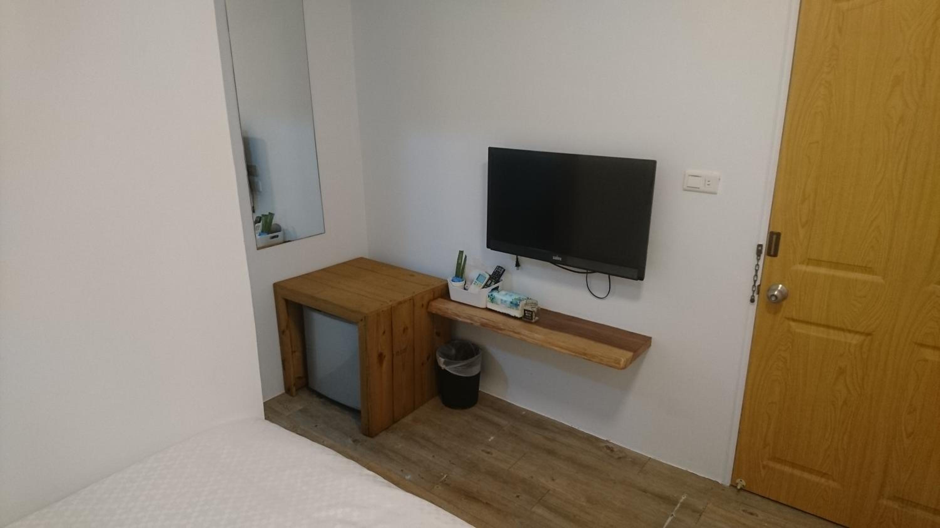 Photo 18