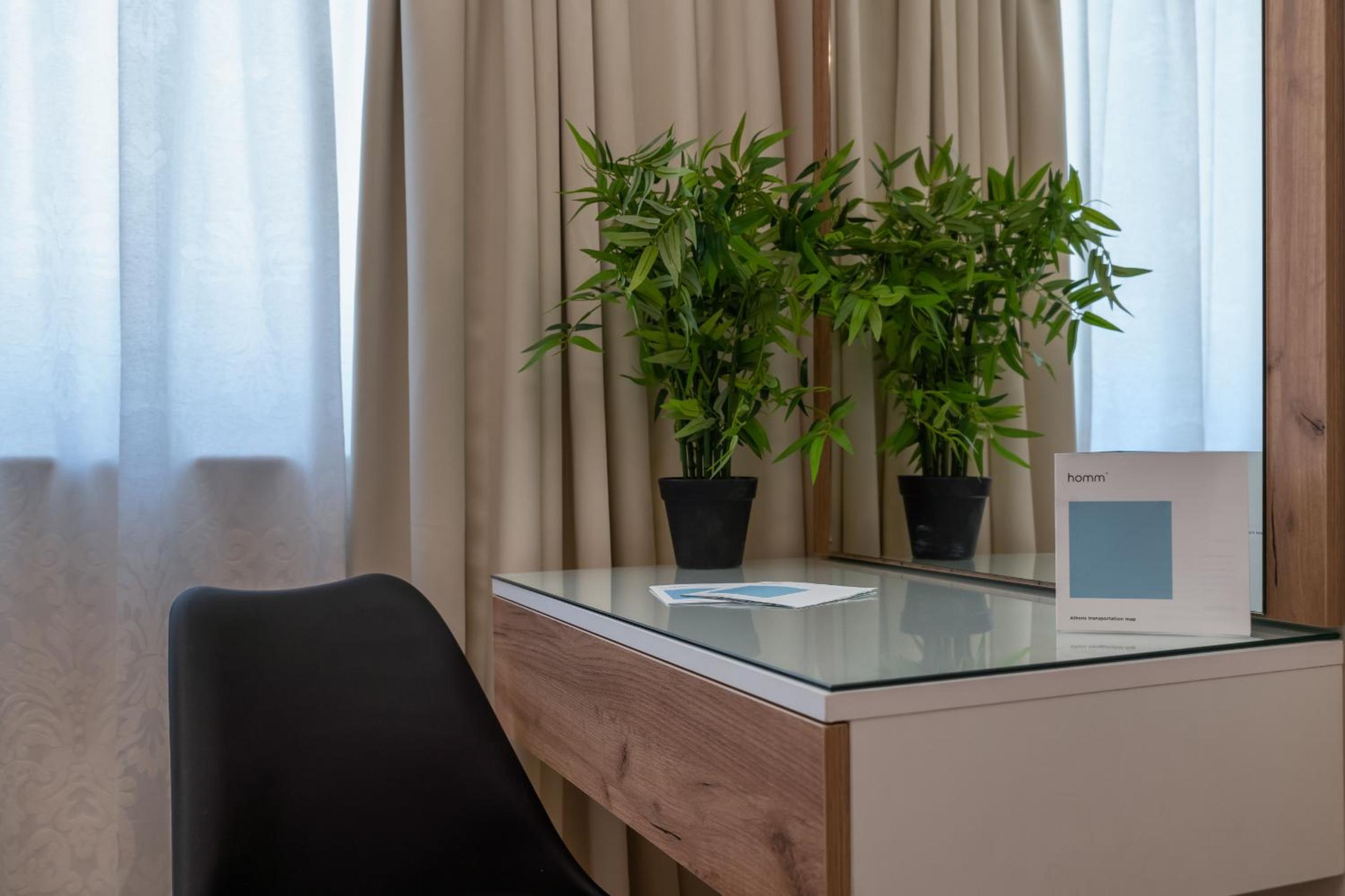 Amazing Apartments @ Aiolou Str.