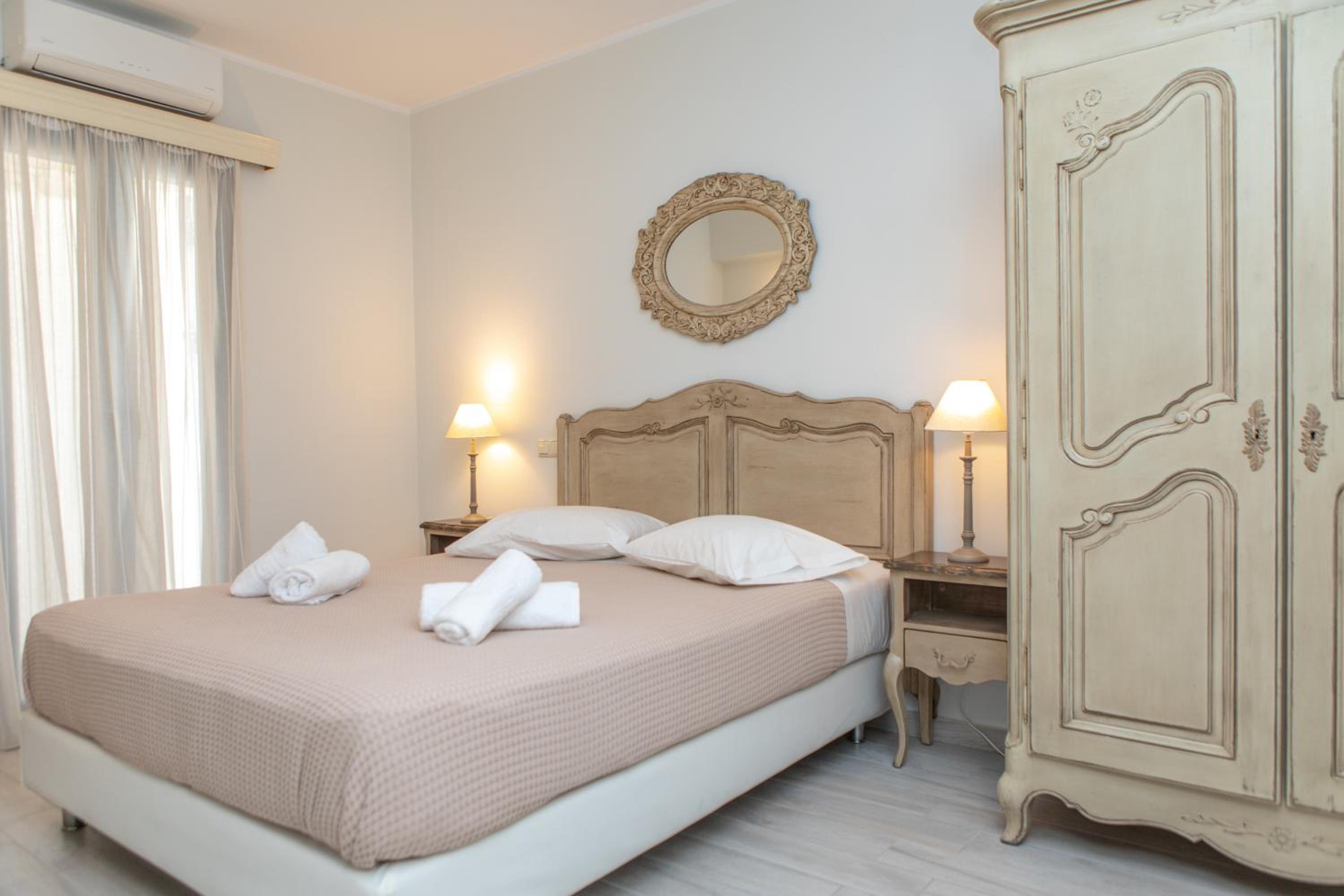 Naxos Illusion Nikos Verikokos photo 4