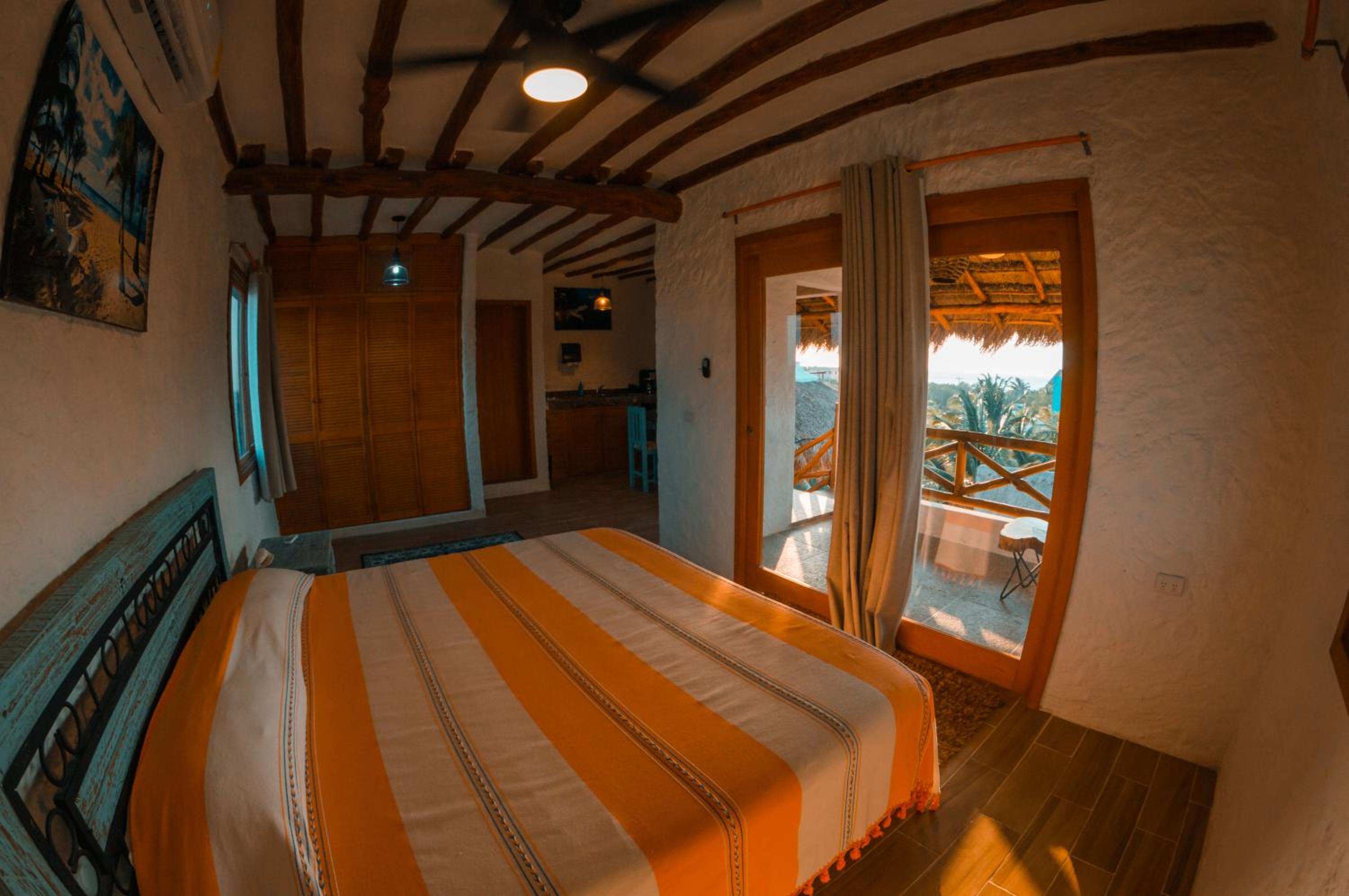Ensueno Holbox & Beach Club