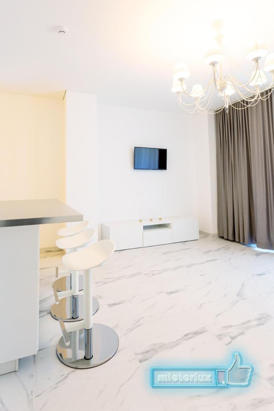 Mieterlux White