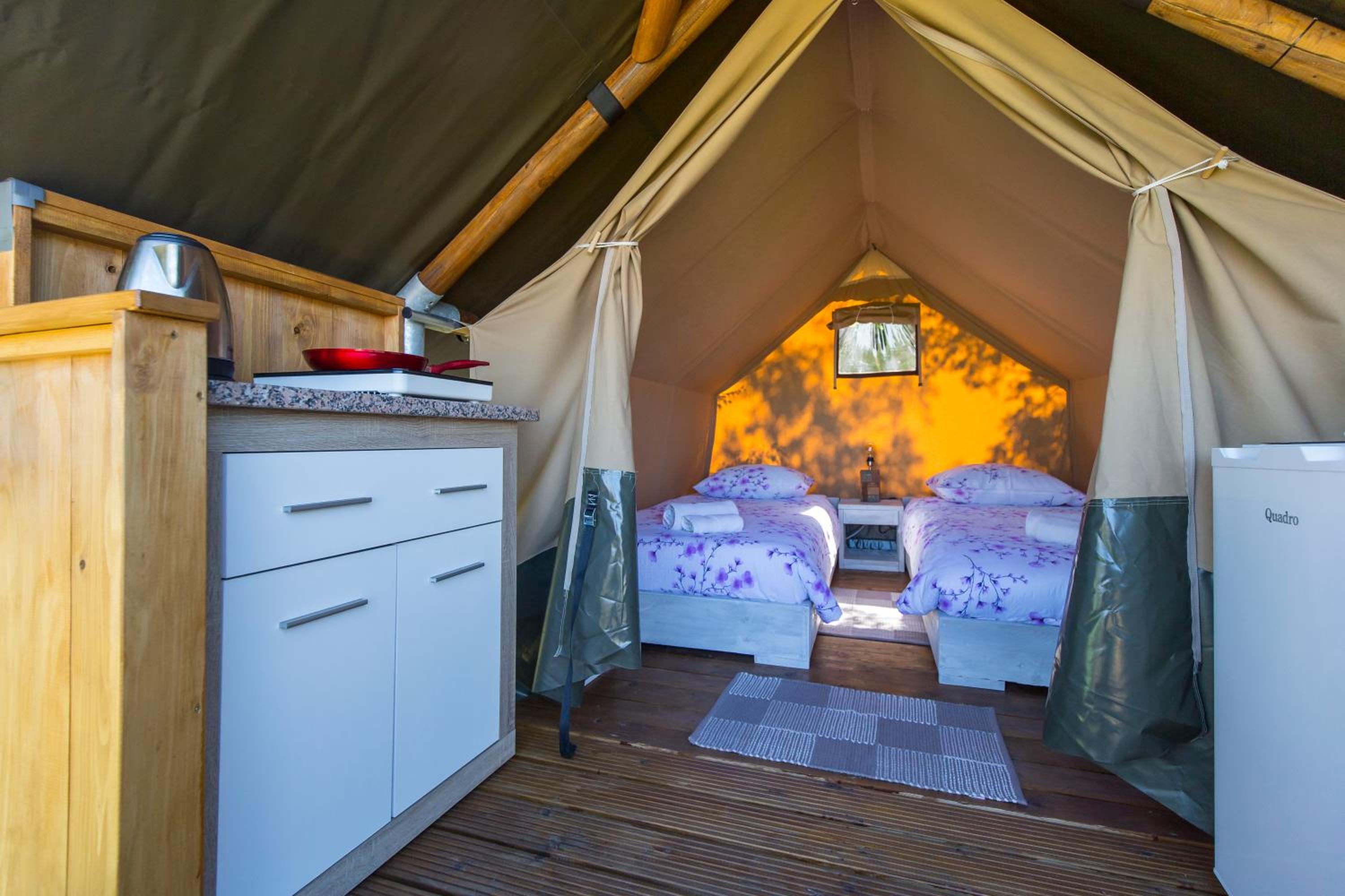 Kamp Romantik - glamping view 5
