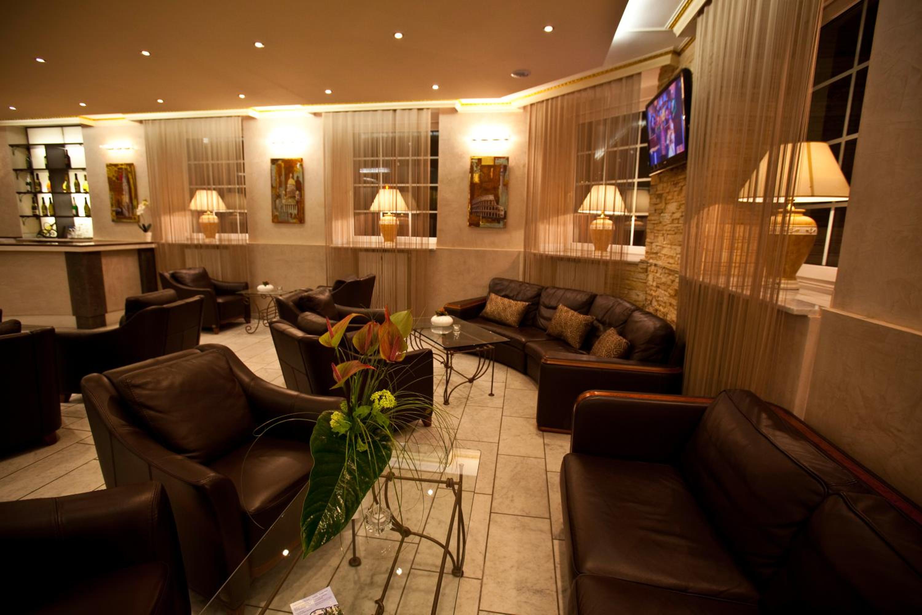 Apartments Atomis Hotel Düsseldorf City