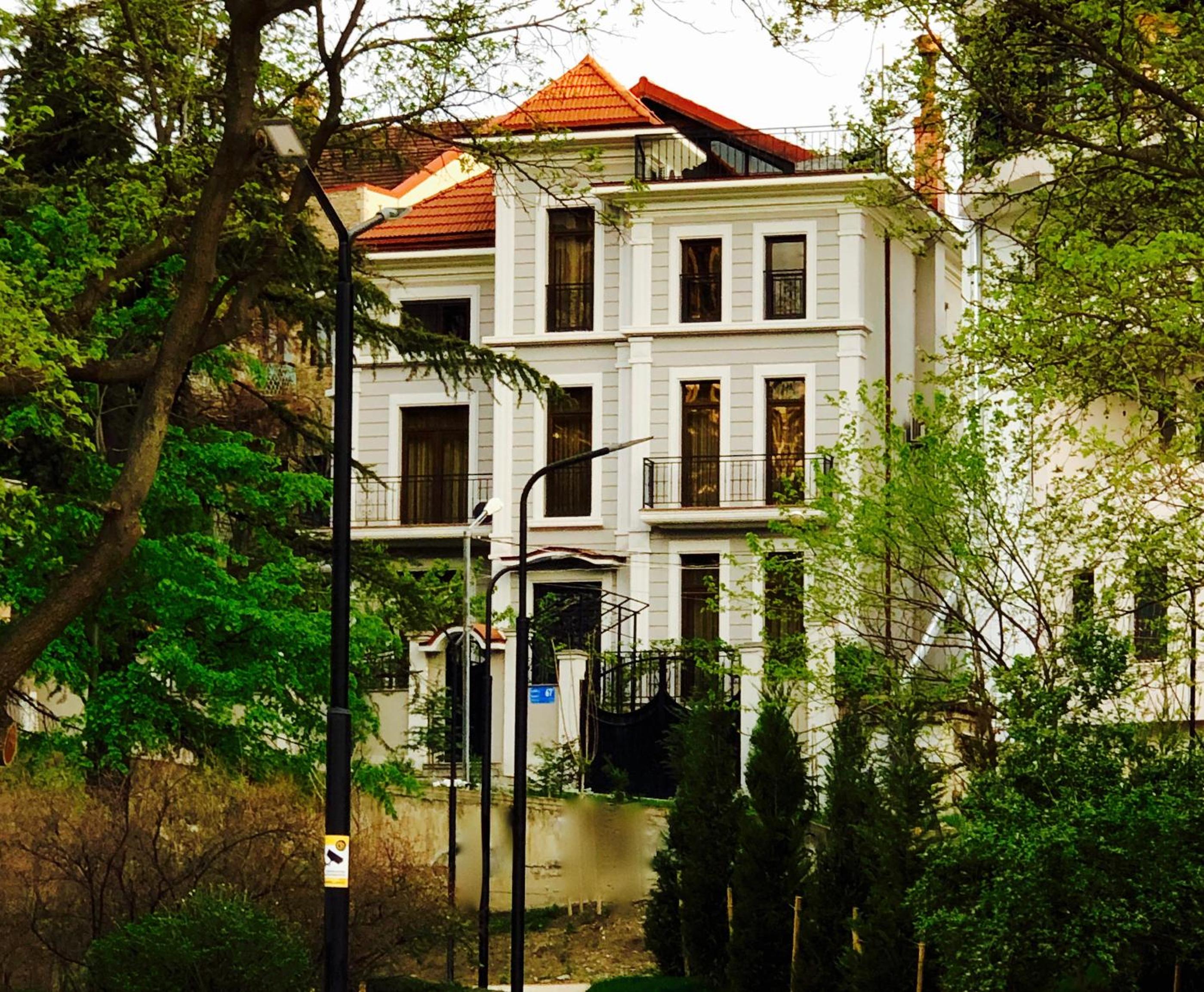 Villa Garden