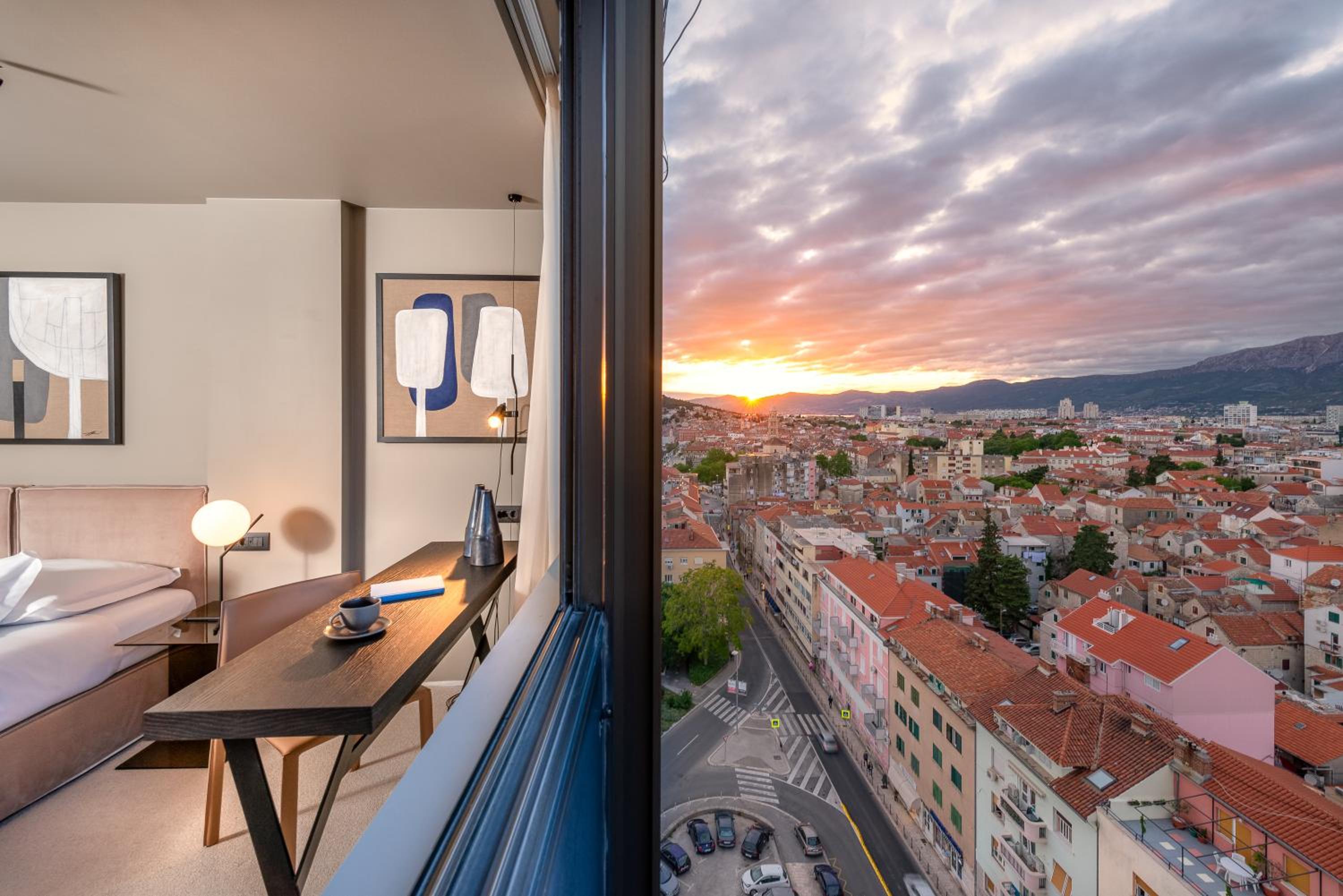 Royal Suites-Sky en Split — hotel room