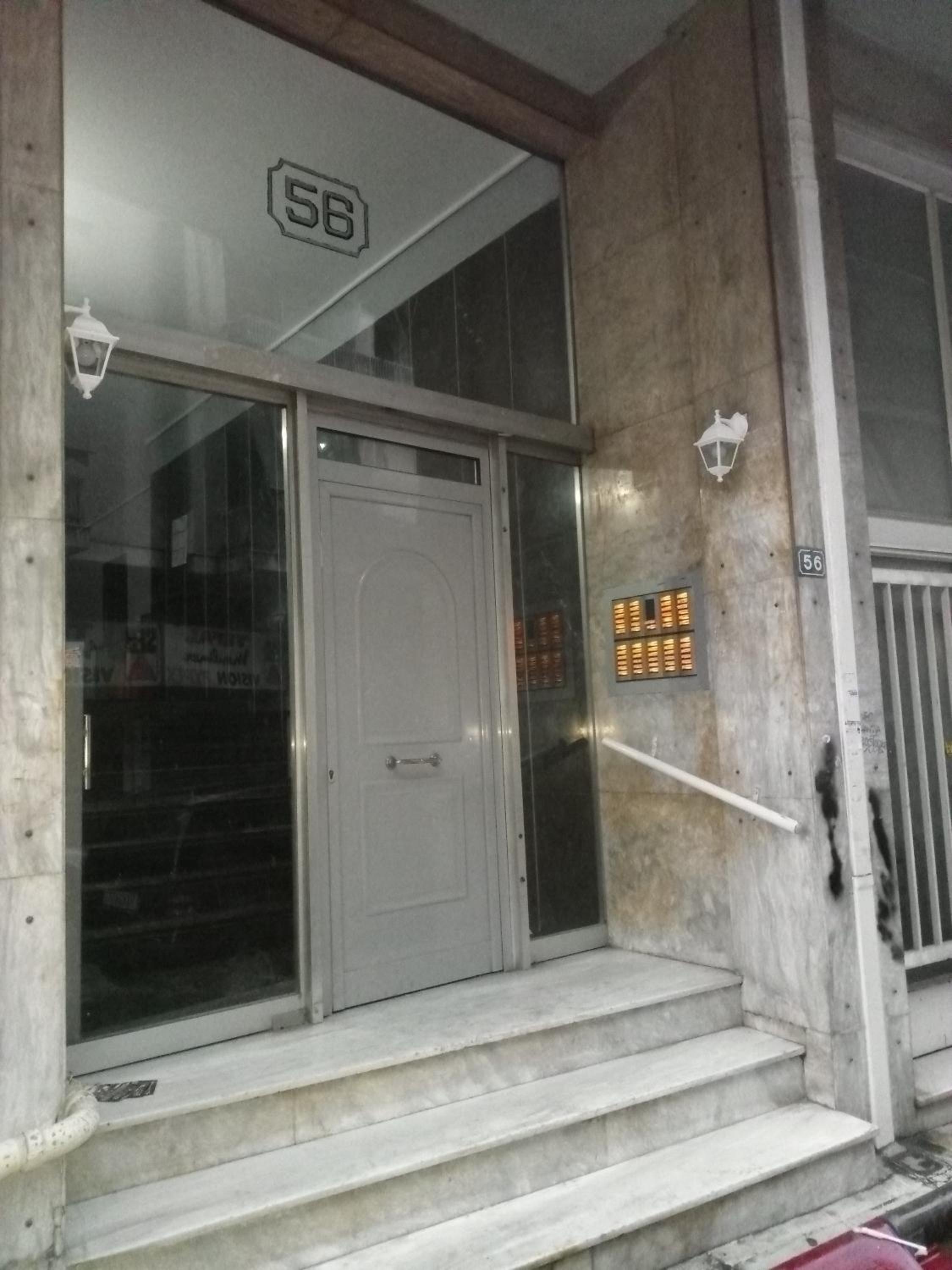 Cozy studio near Victoria metro station