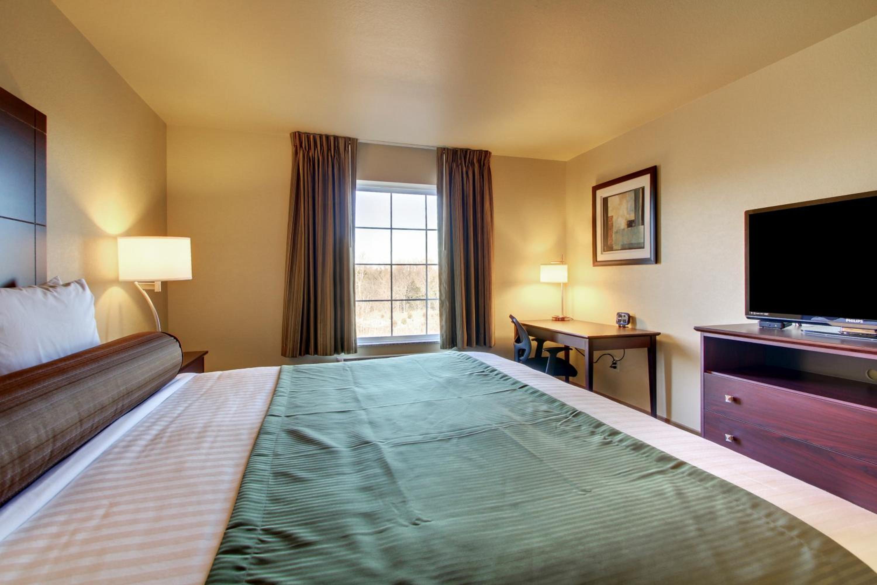 Red Roof Inn Charlestown