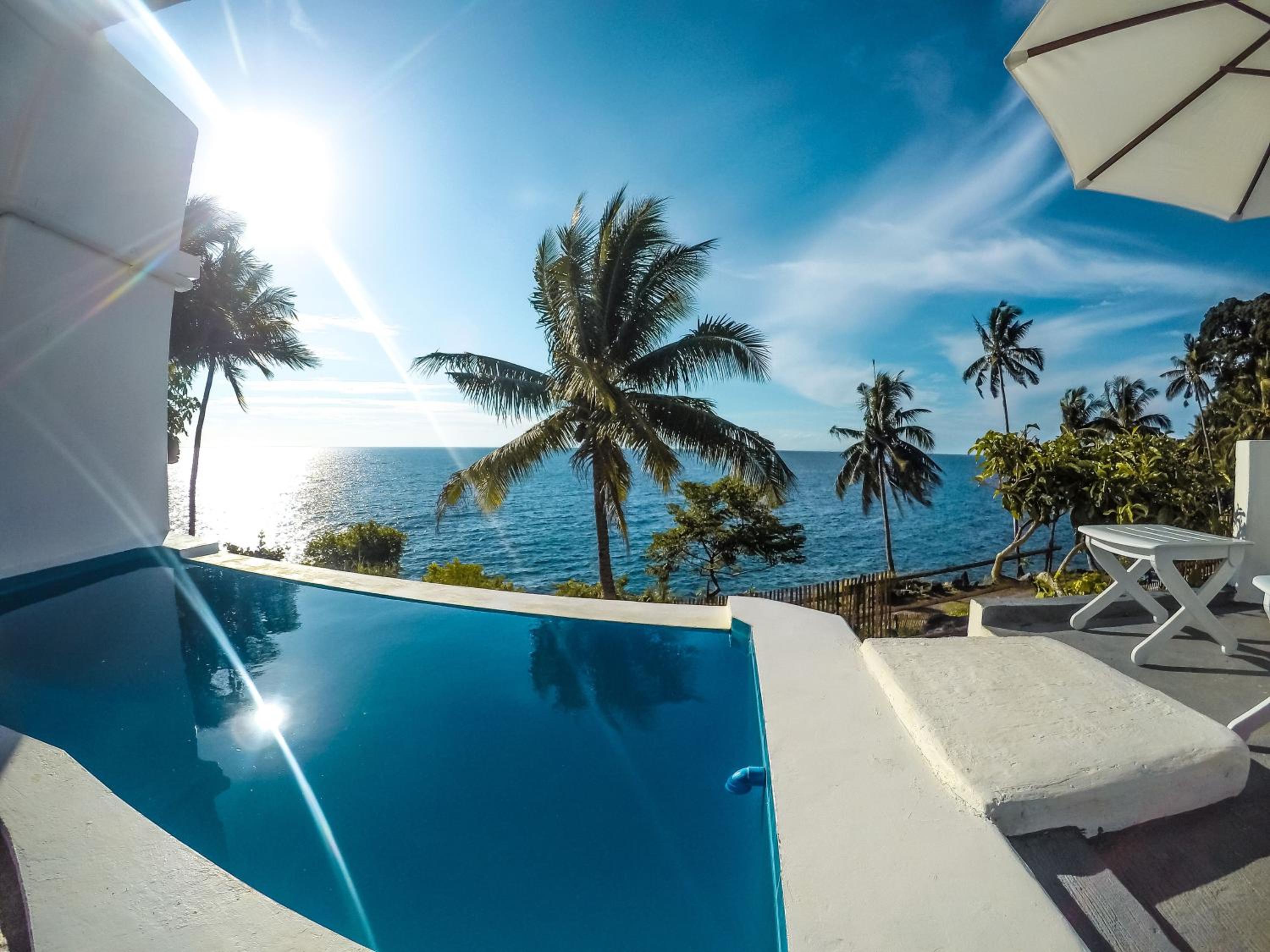 Bintana Sa Paraiso
