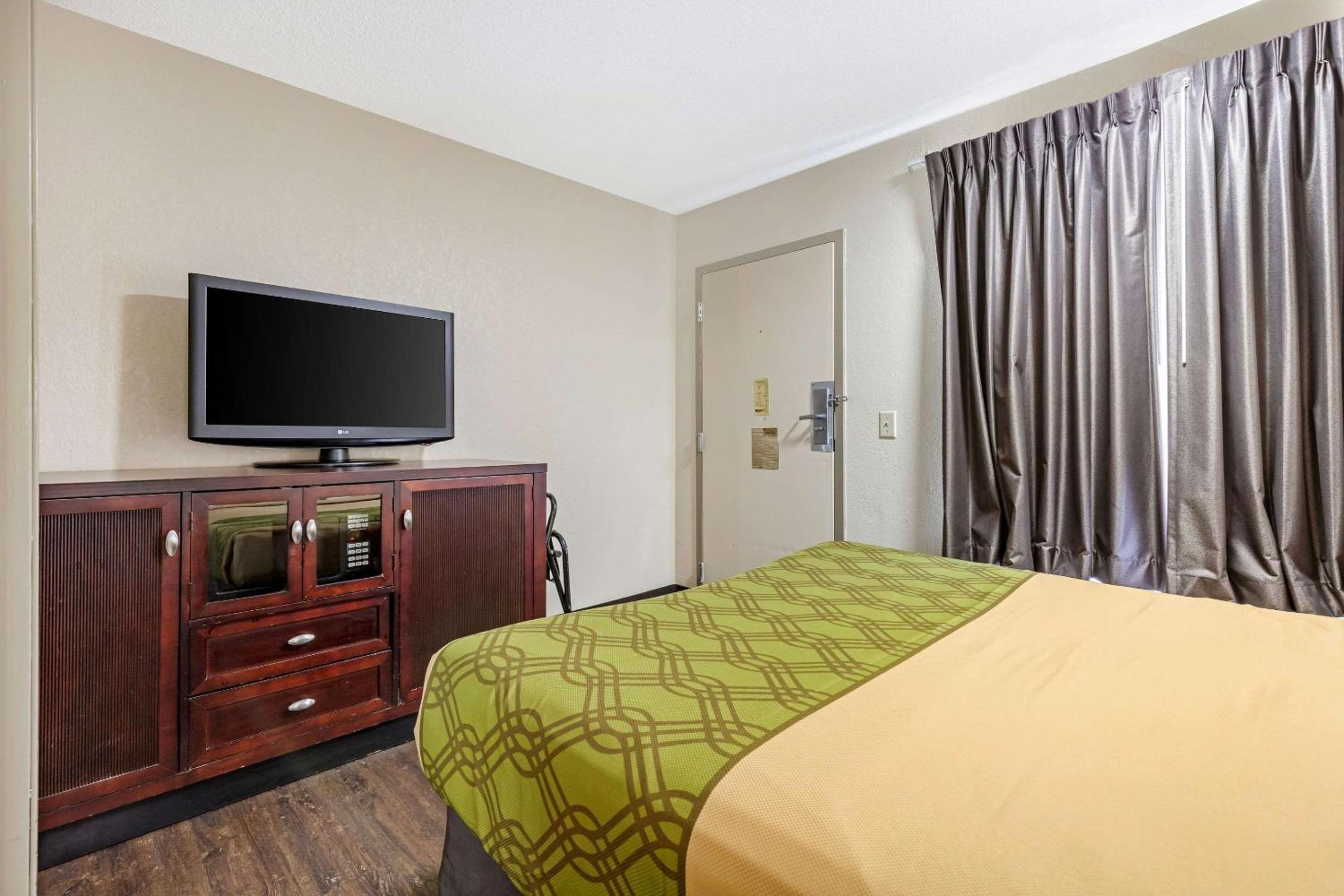 Econo Lodge Augusta, Downtown