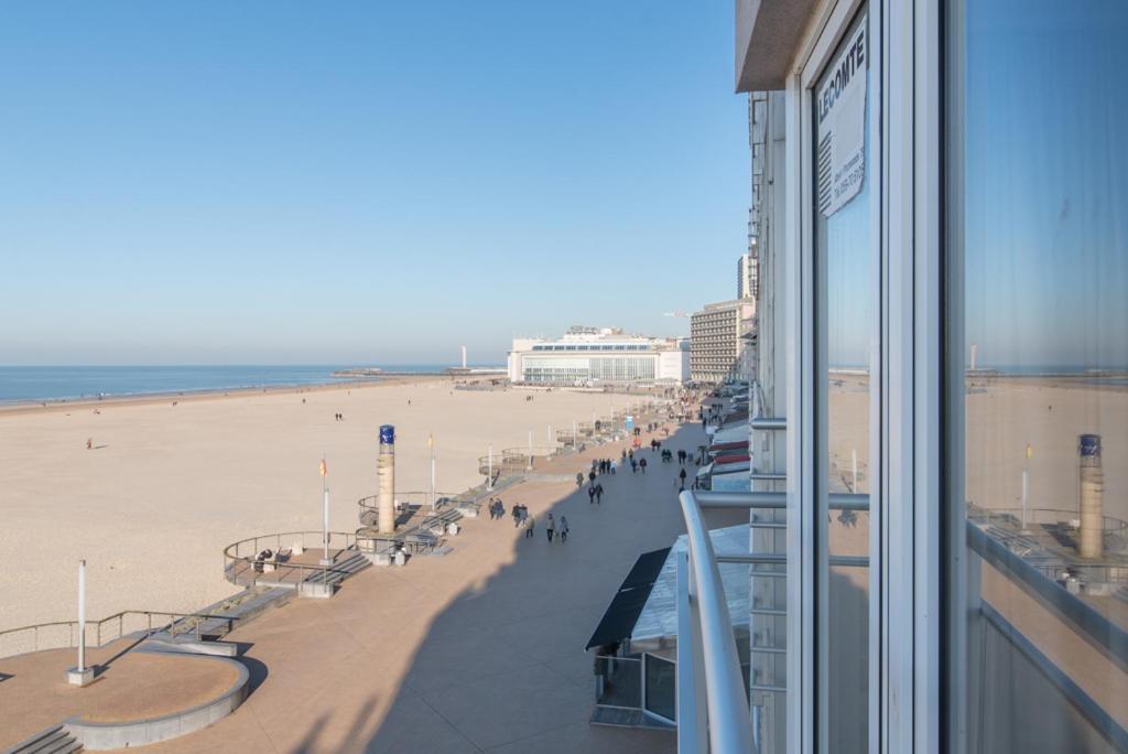 LECOMTE - The Shoreline Collection 13