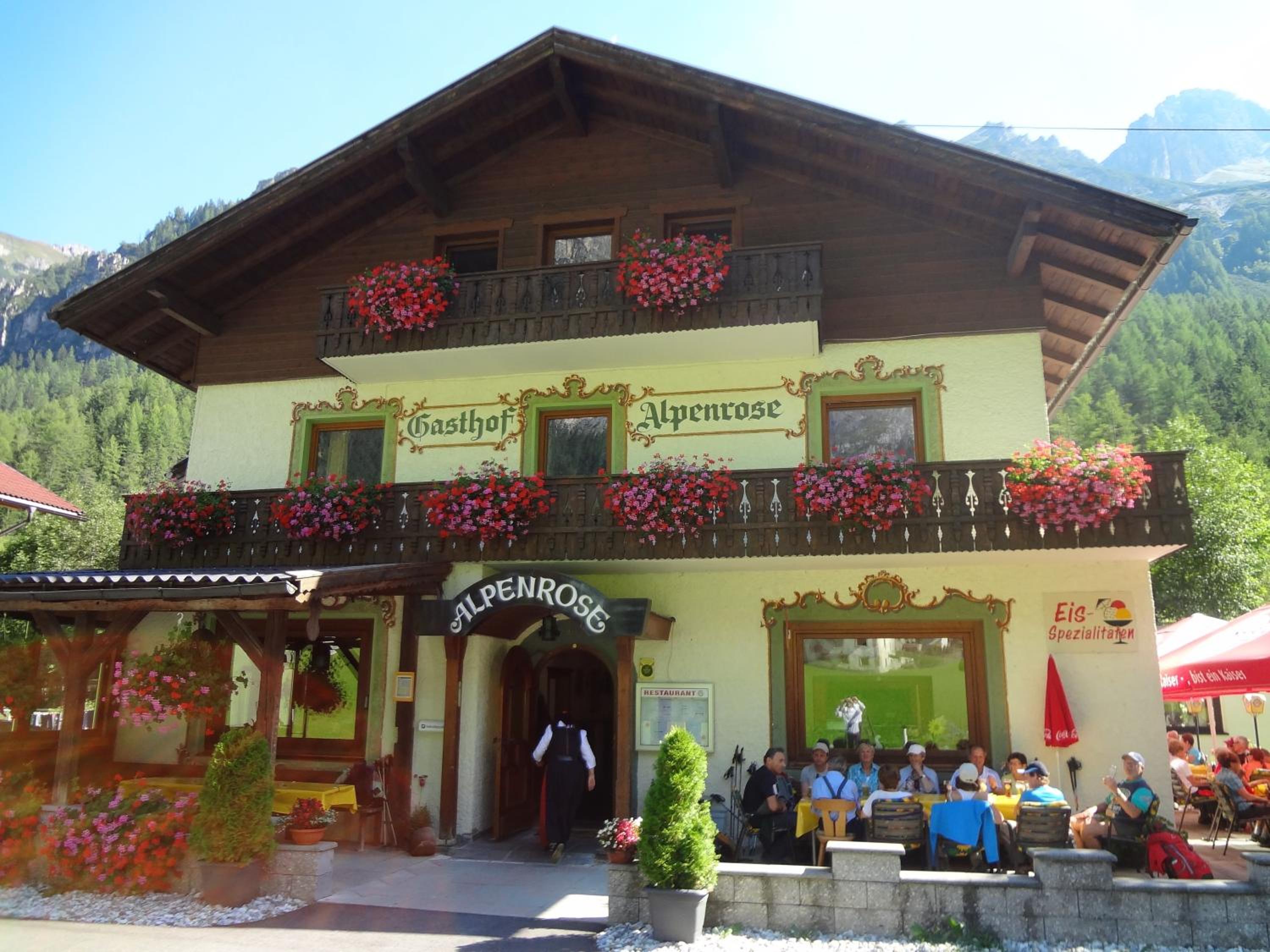 Hotel Gasthof Alpenrose und Pension Nina - Image 1
