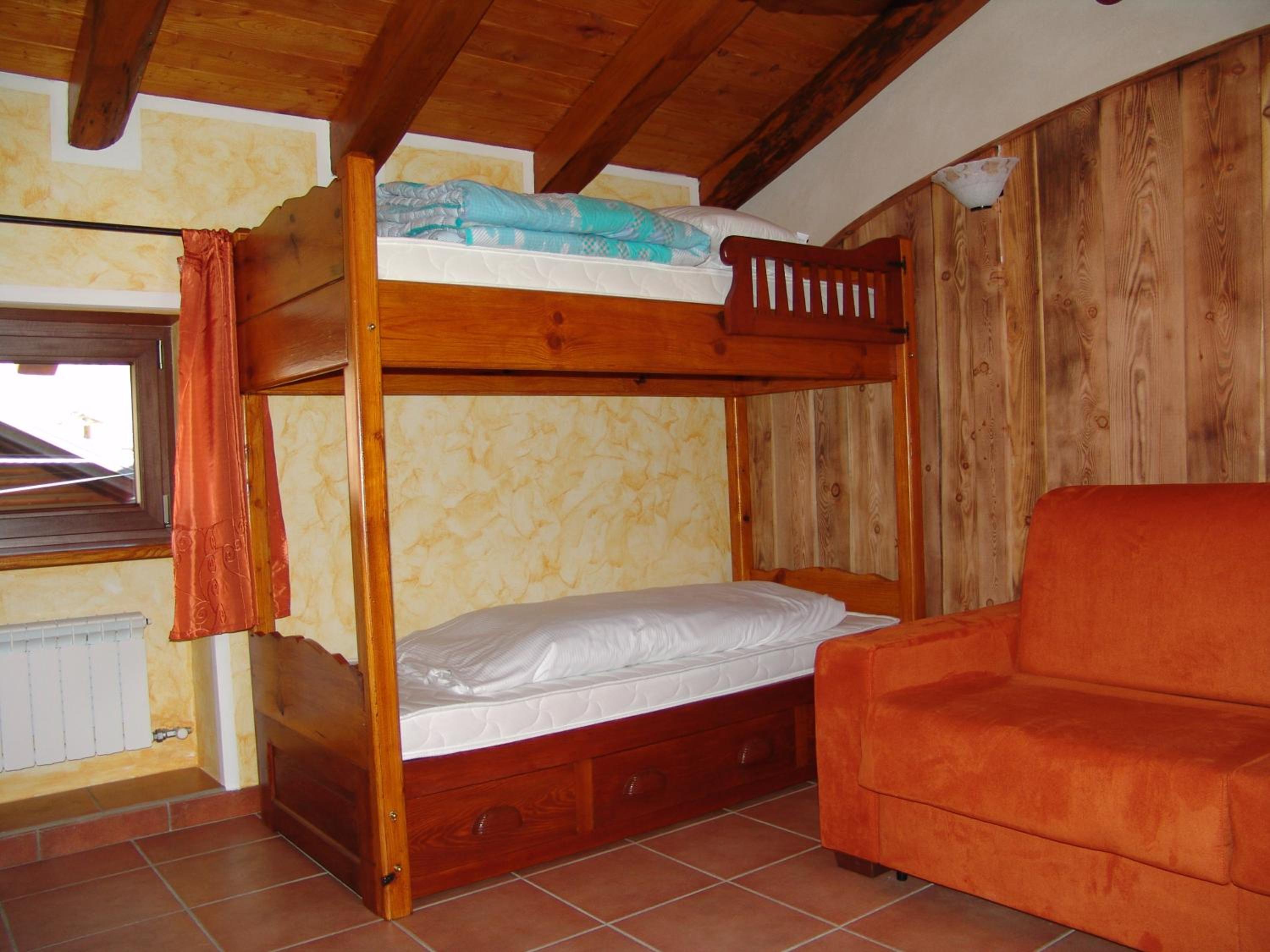Amemi 2 view 2