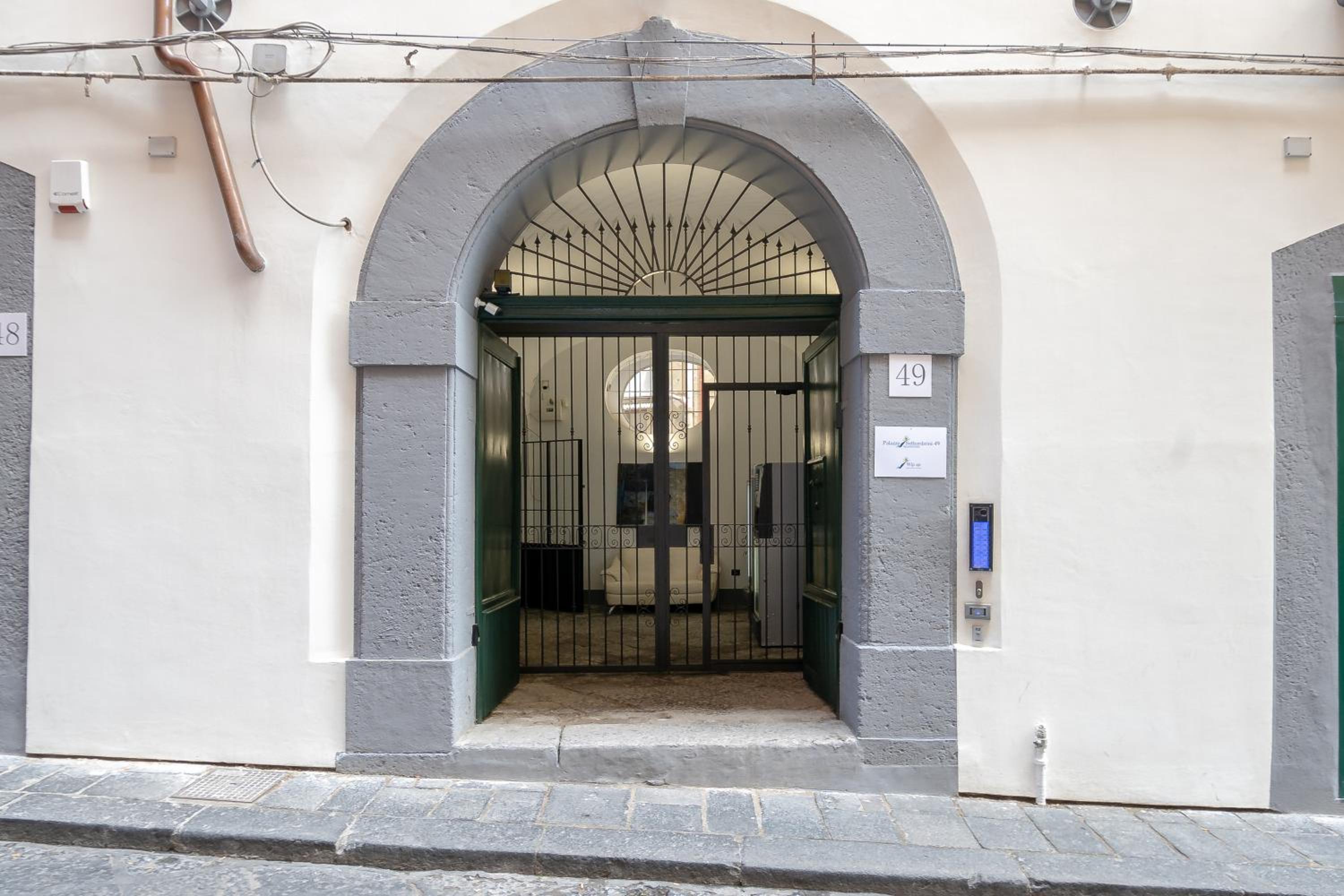 Palazzo Settembrini 49 en Naples