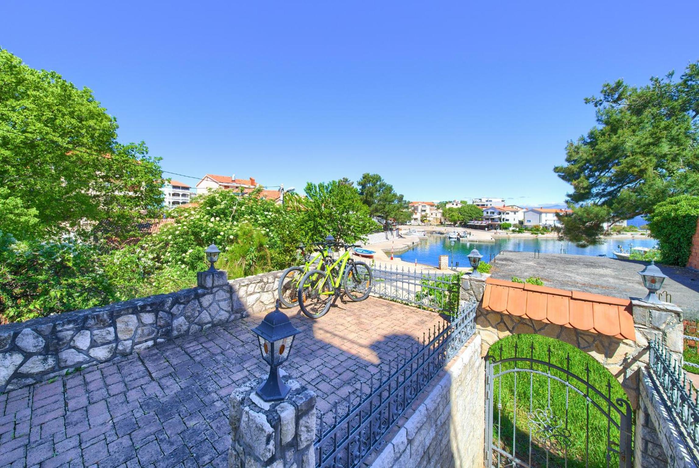 Summer House Magdalena view 3