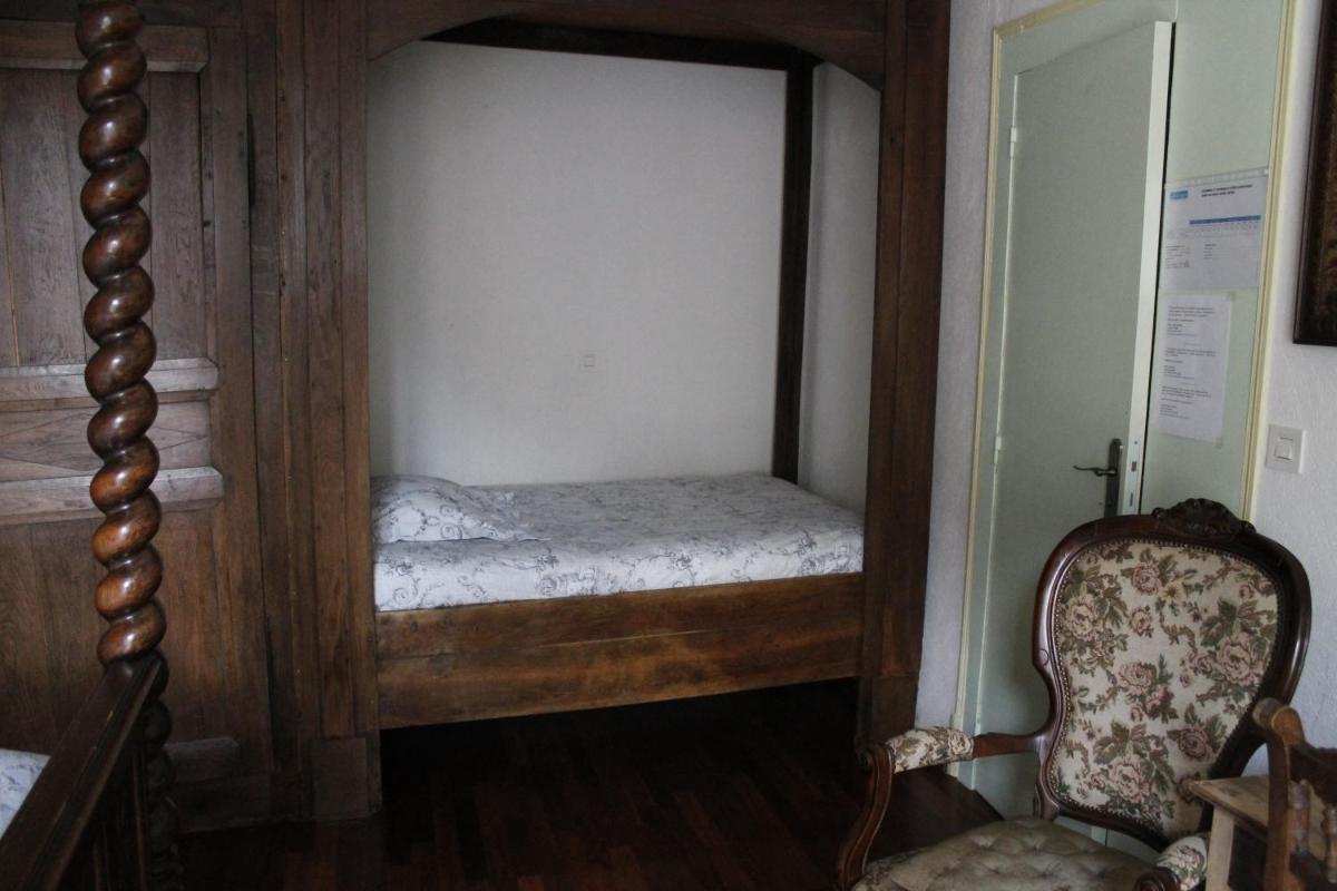 Photo 10