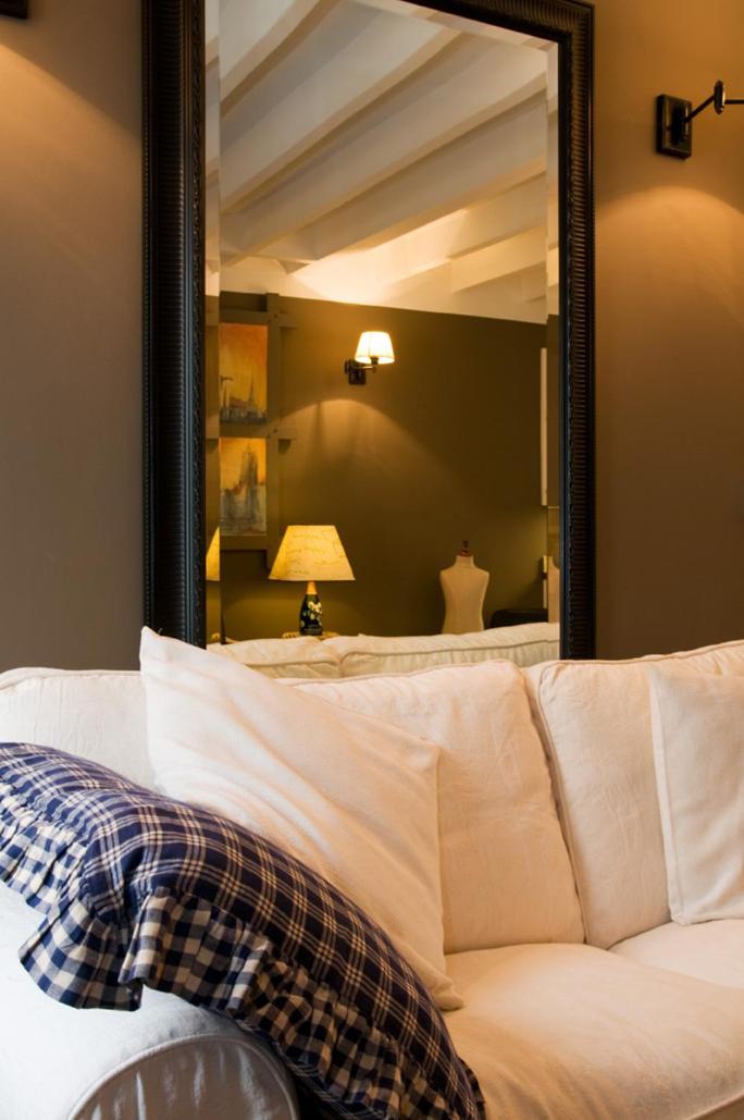 sleeping in bruges