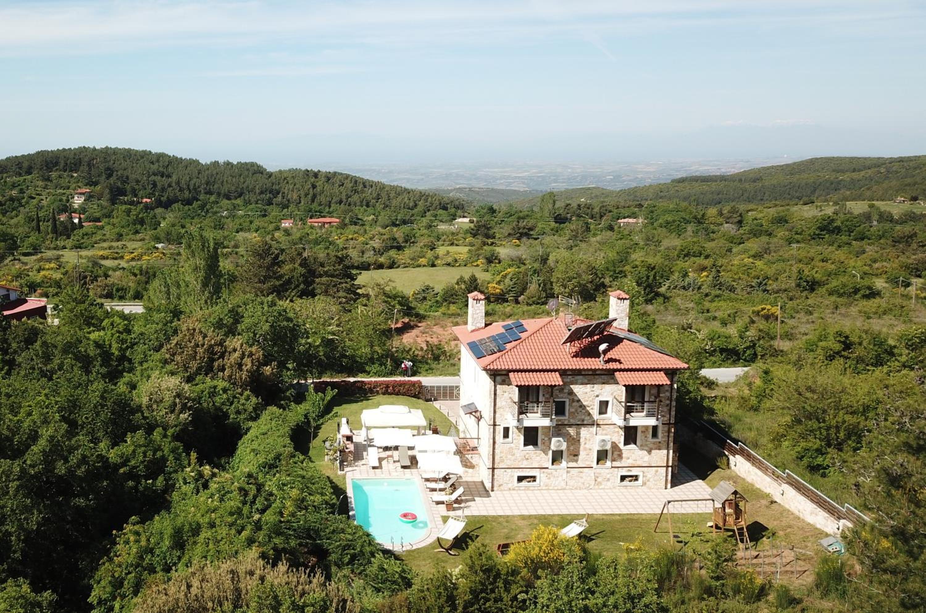 Evmorfes Villas