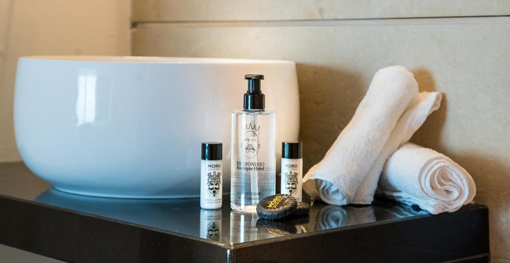 Re Dionisio Luxury Suites
