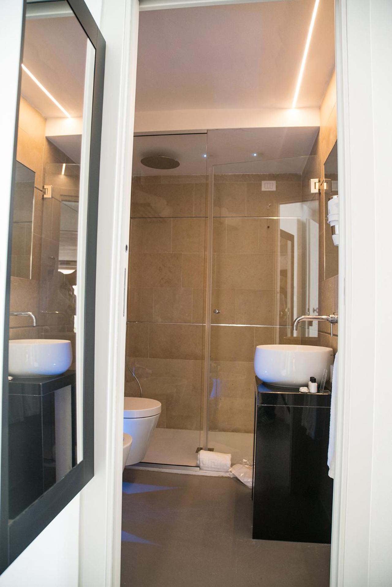 Re Dionisio Luxury Suites