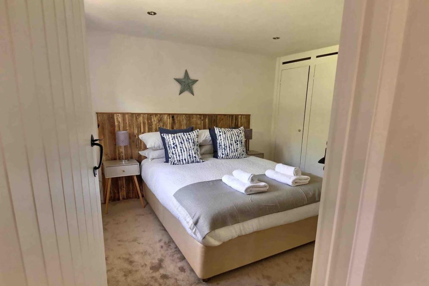 Taunton Vacations - Lovely Somerset Getaway - Property Image 20