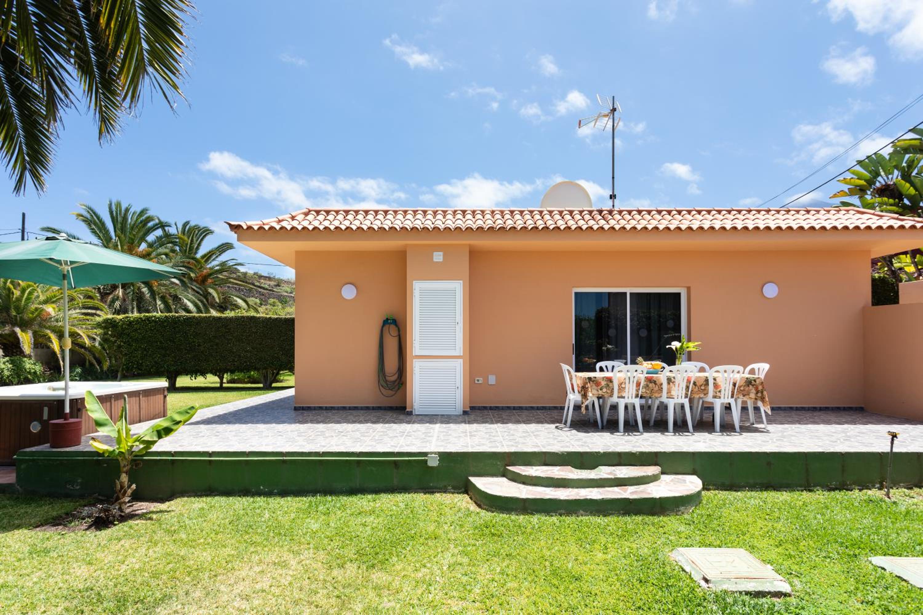 Finca La Gaviota - Las Palmeras view 3