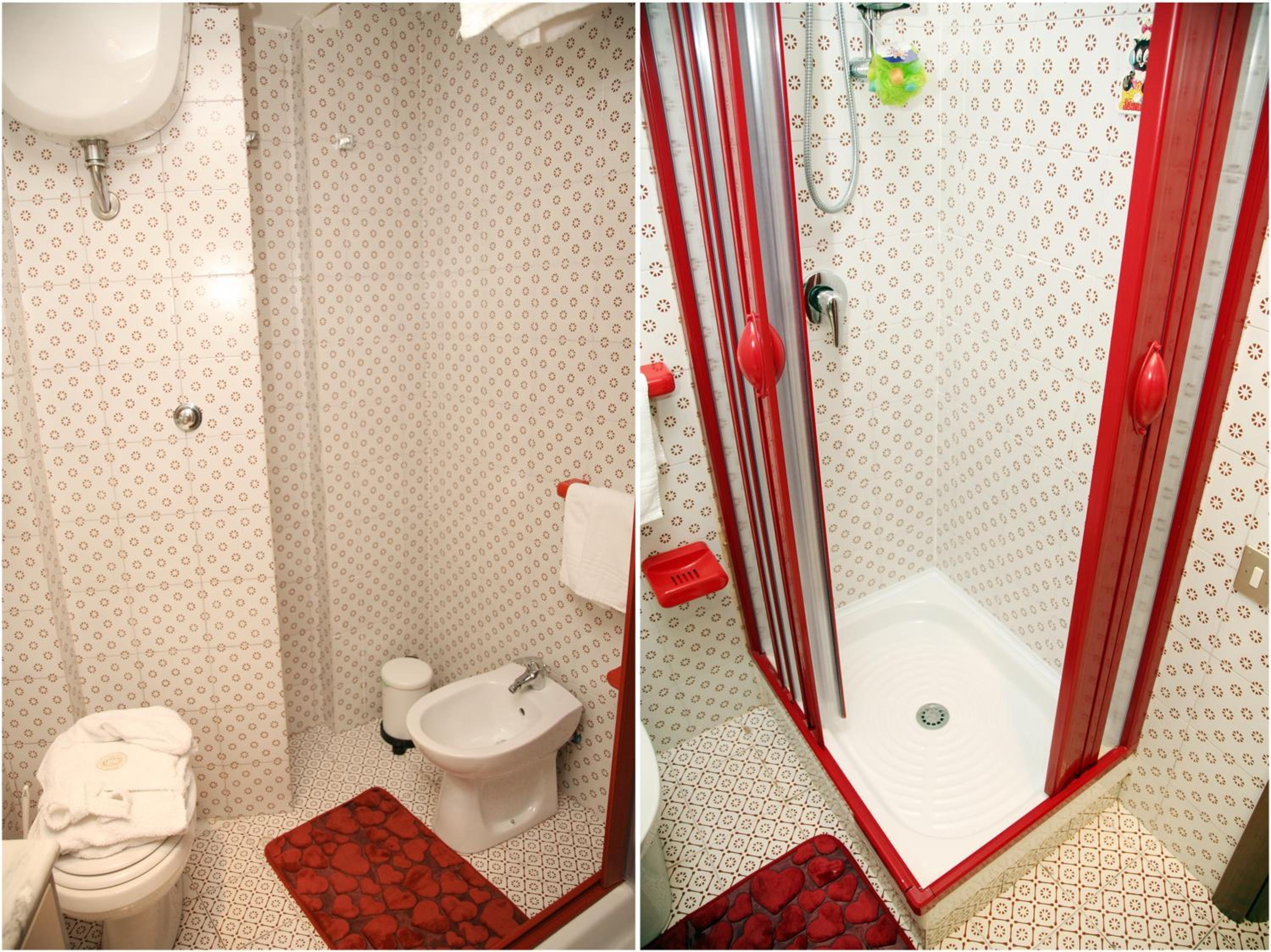 Stendhal 14 en Naples — bathroom