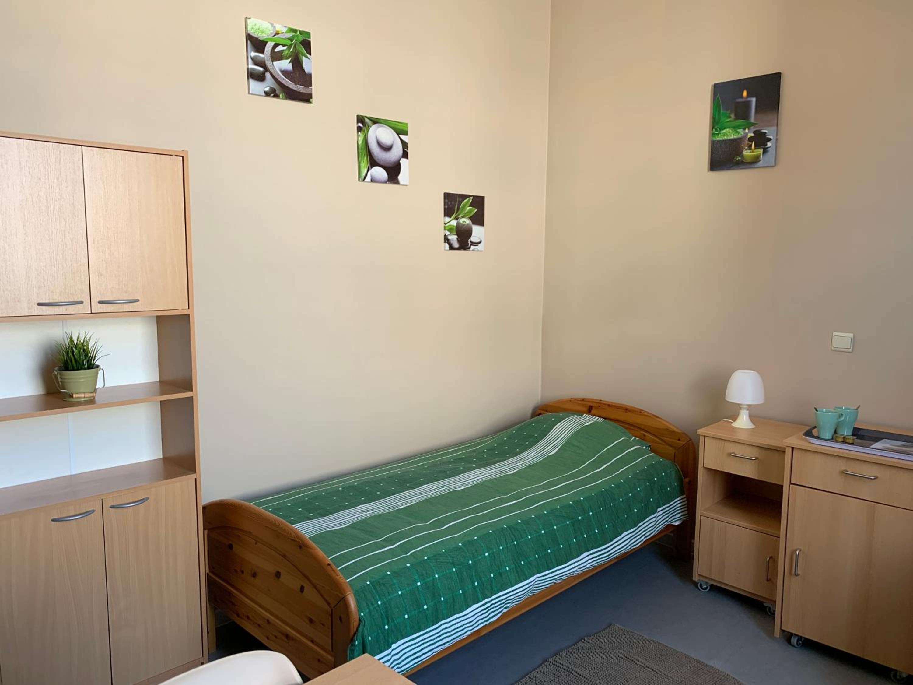 Photo 104