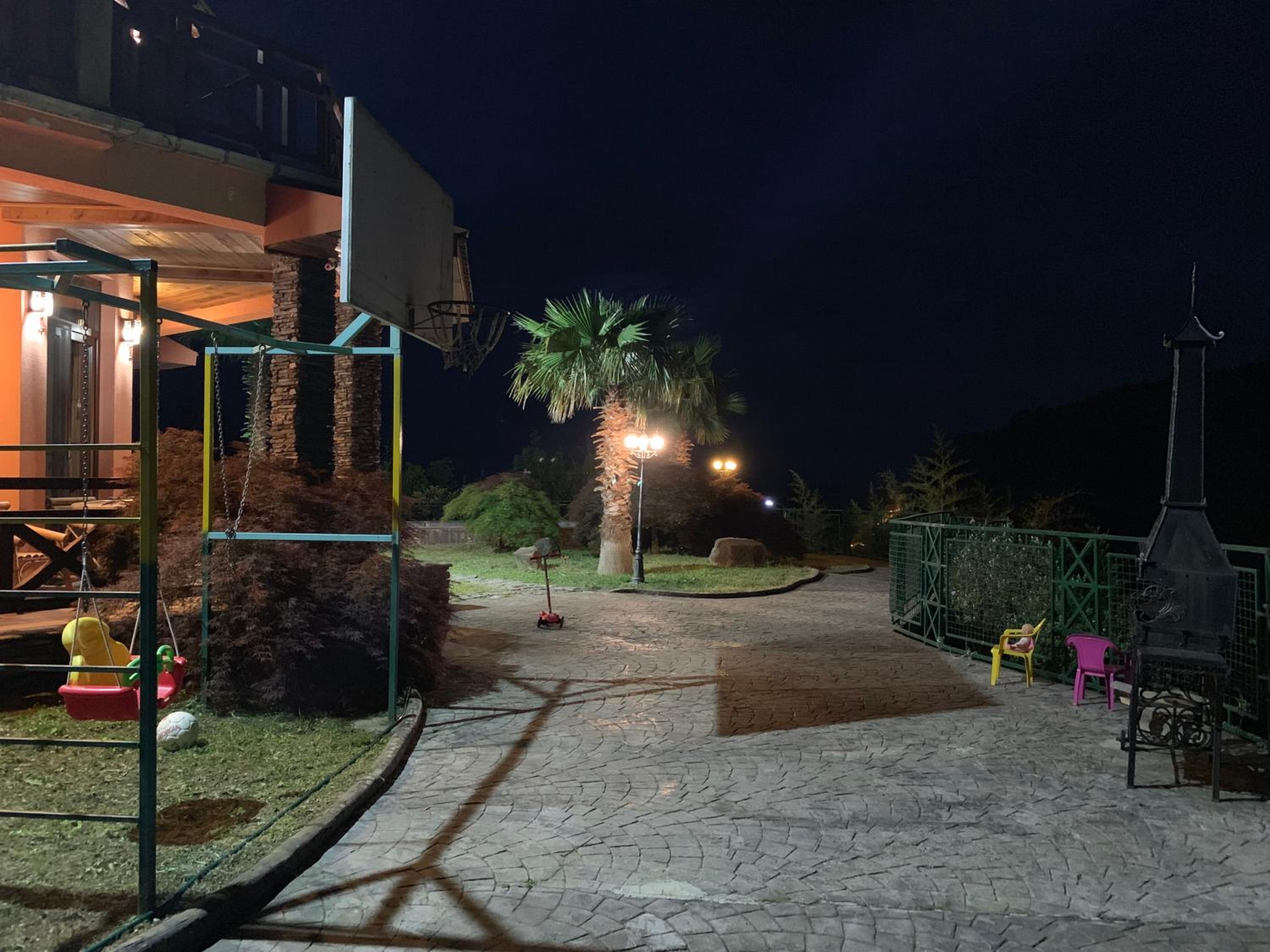 Photo 26