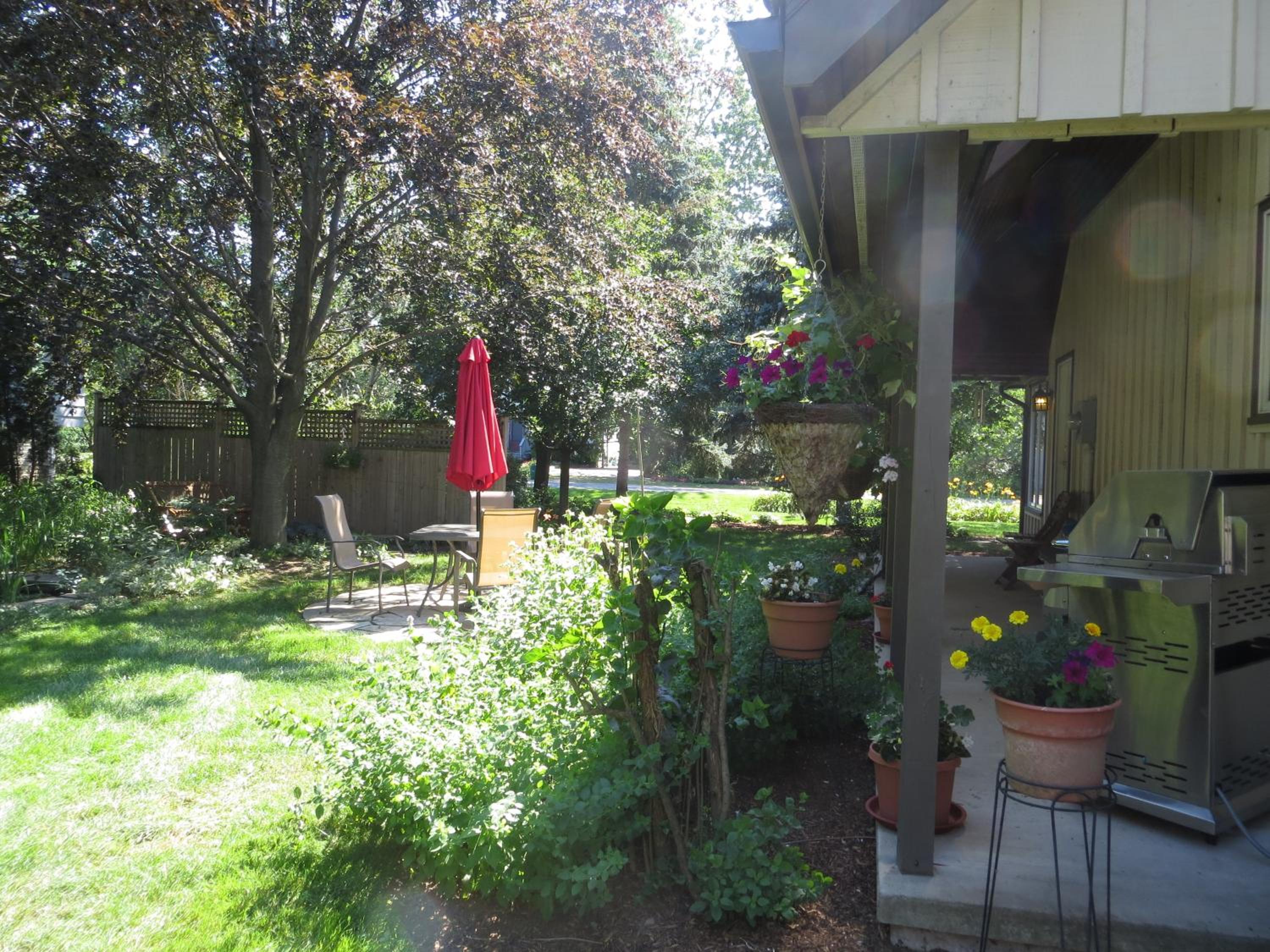 Cedar Gables Bed & Breakfast