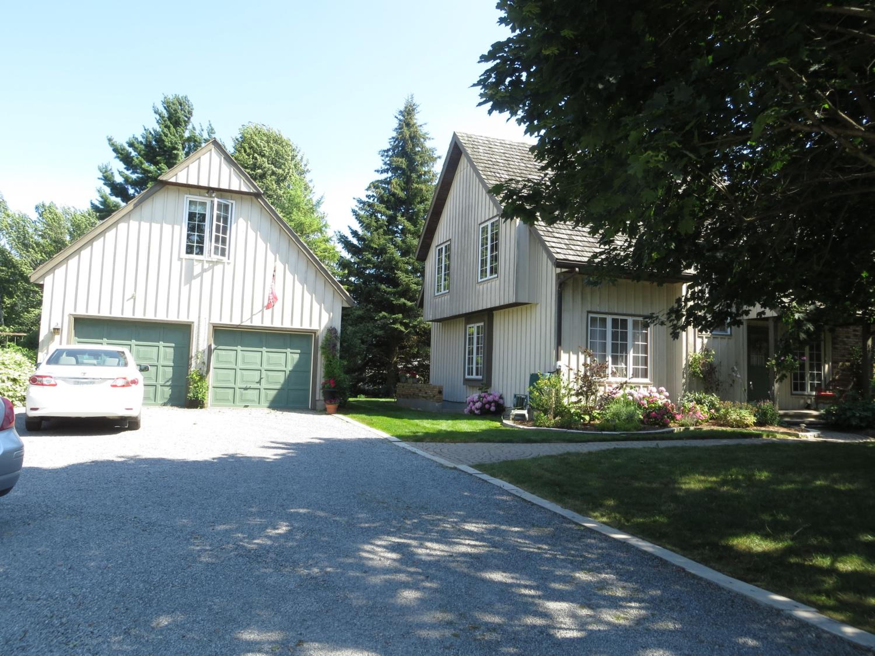 Cedar Gables Bed & Breakfast