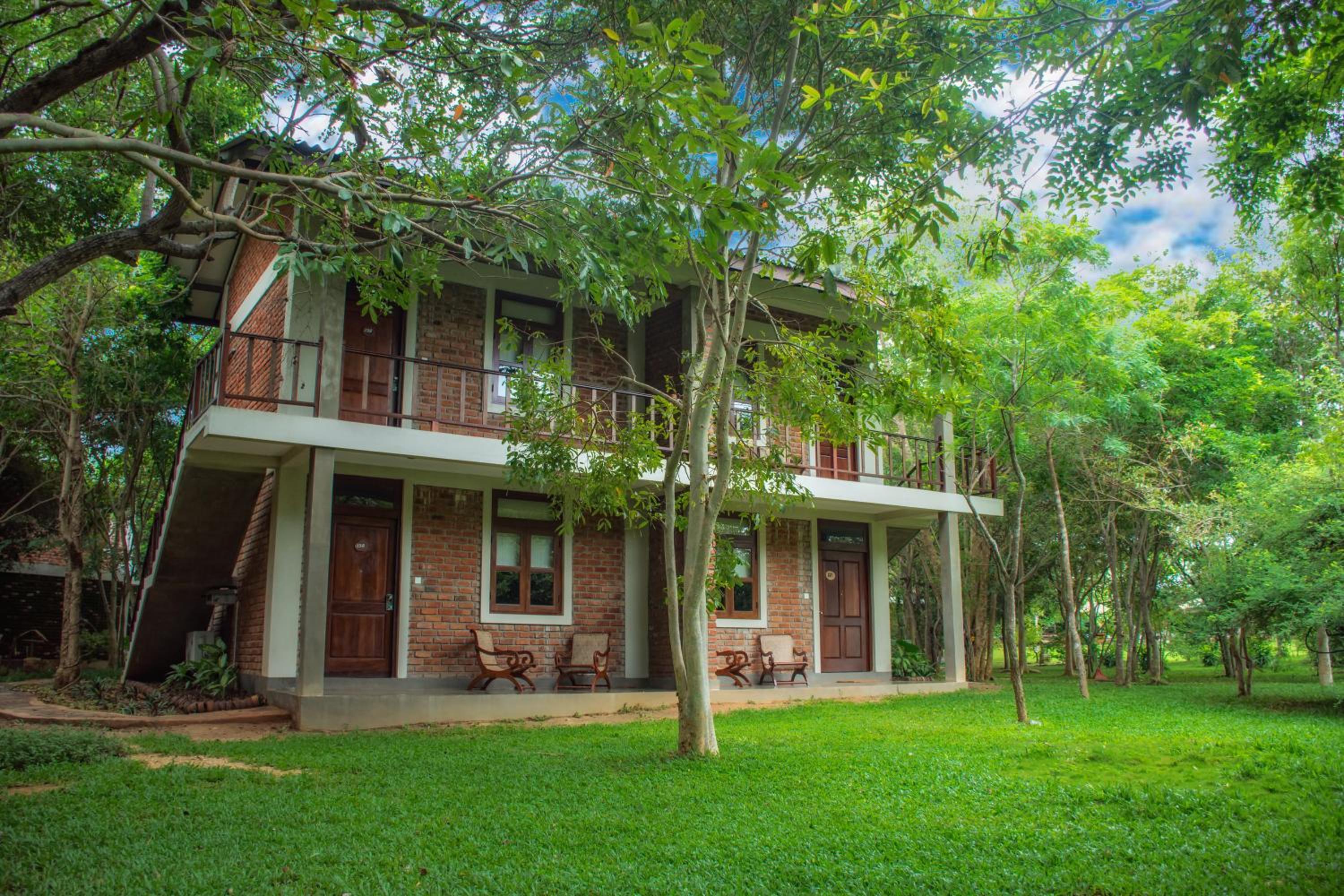 Camellia Resort and Spa