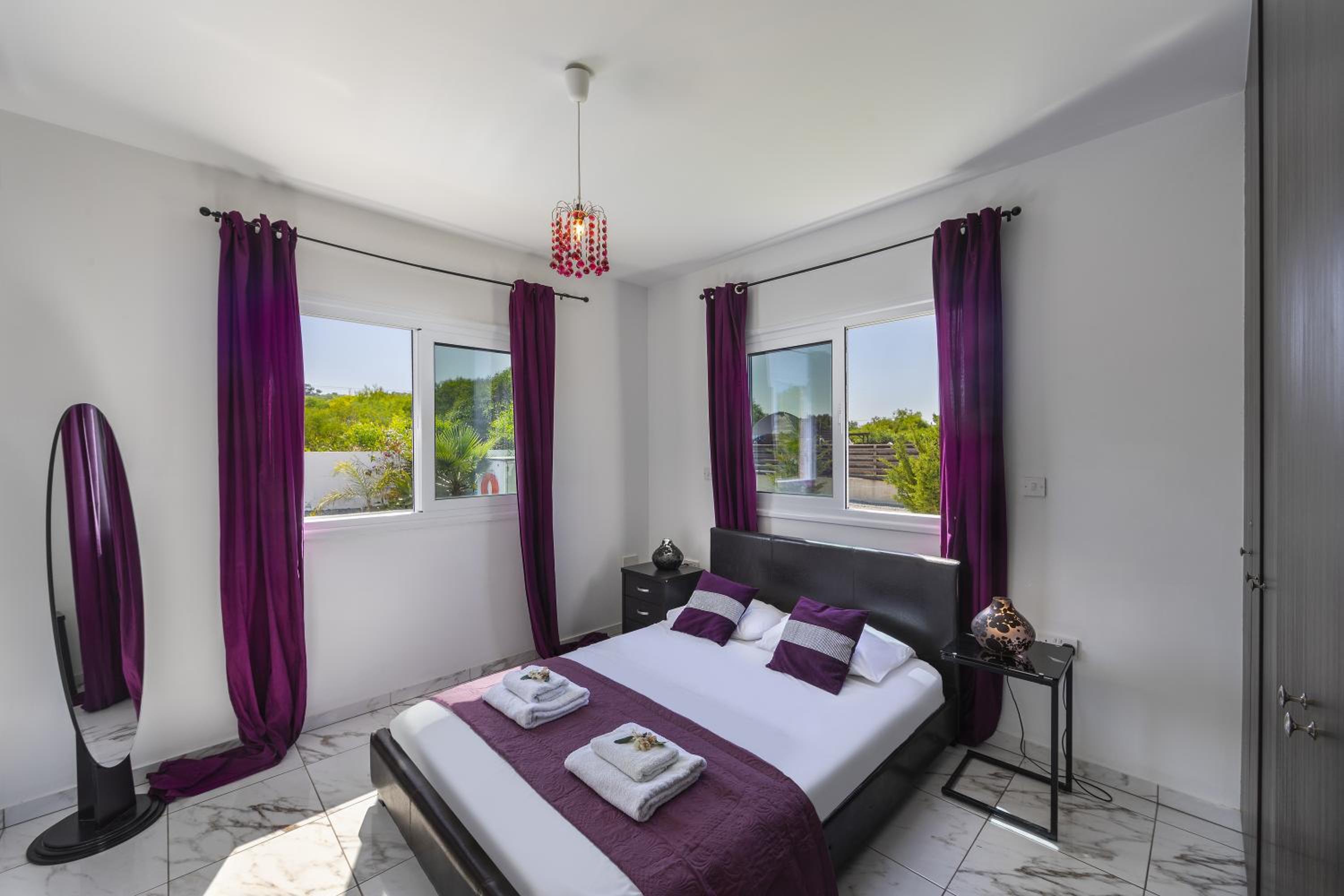 Protaras Villa Hollywood