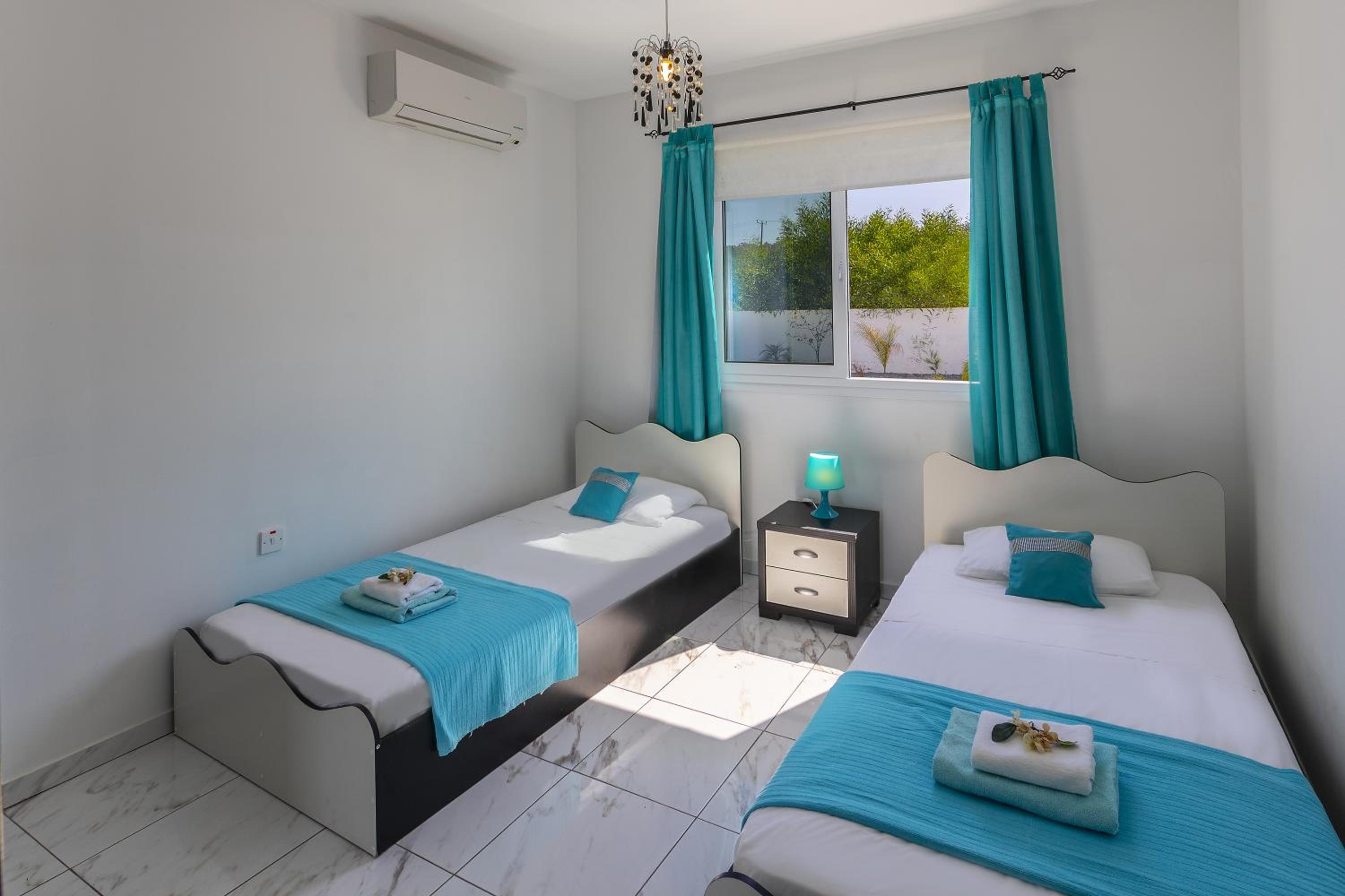 Protaras Villa Hollywood