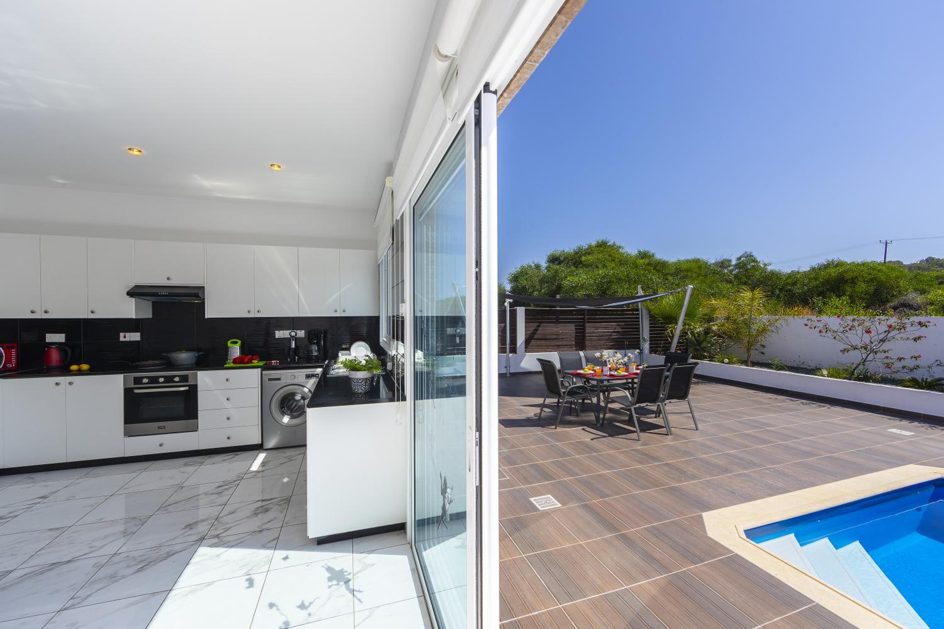 Protaras Villa Hollywood