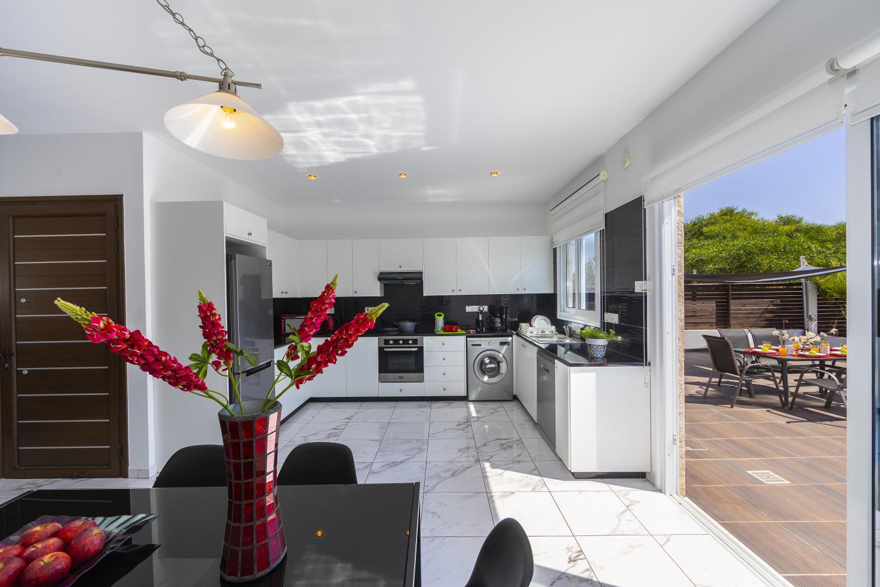 Protaras Villa Hollywood