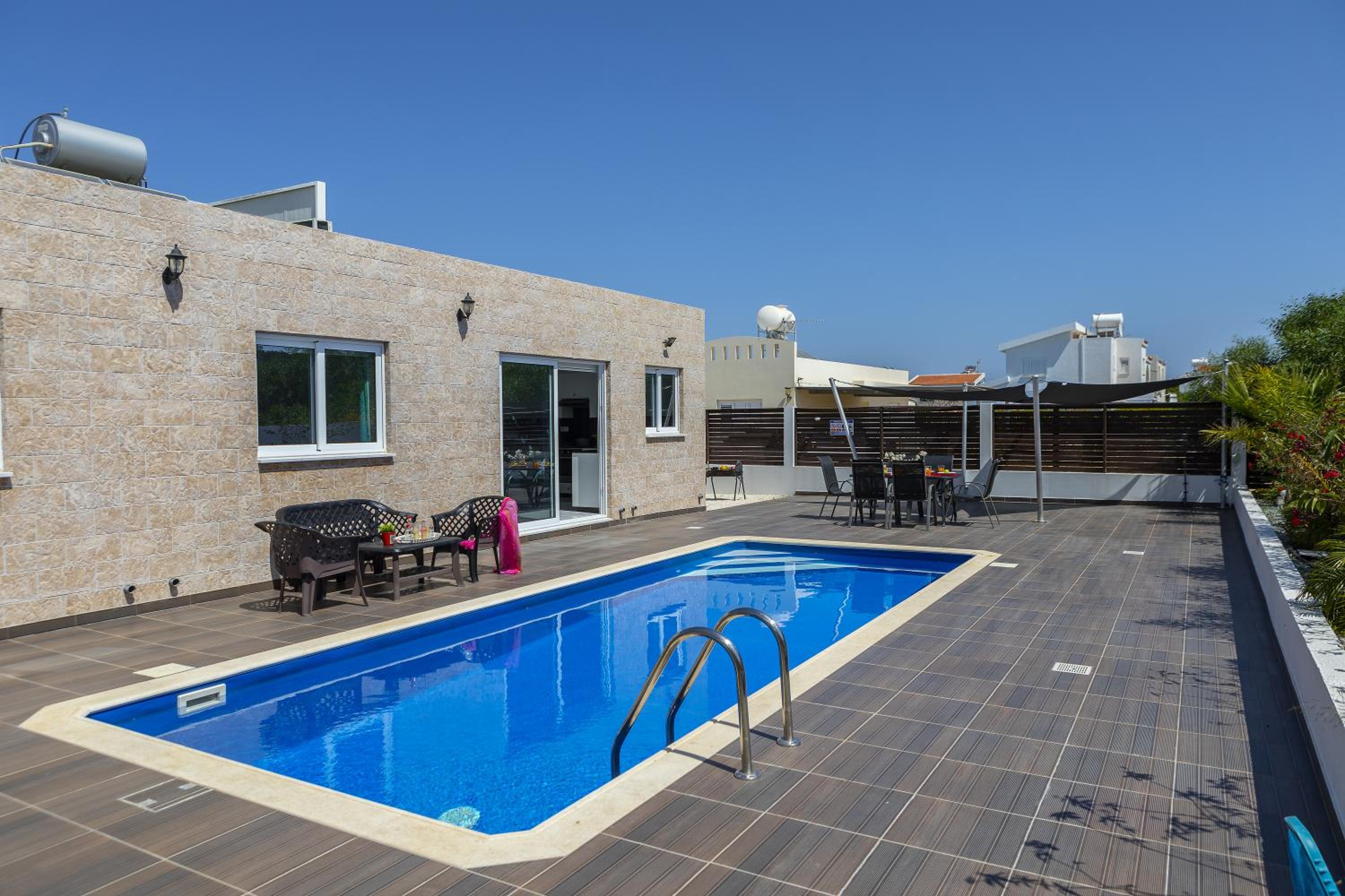 Protaras Villa Hollywood