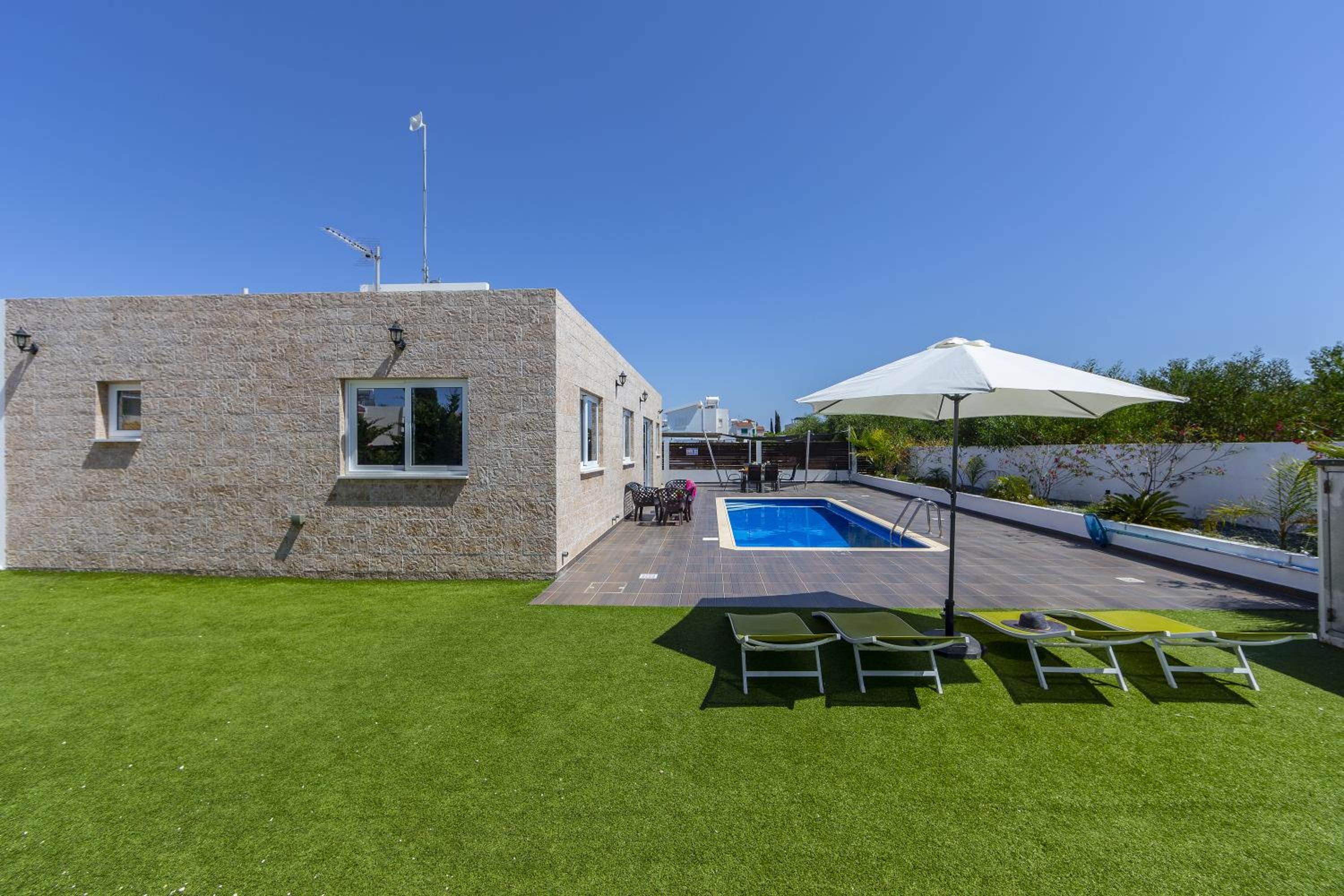 Protaras Villa Hollywood
