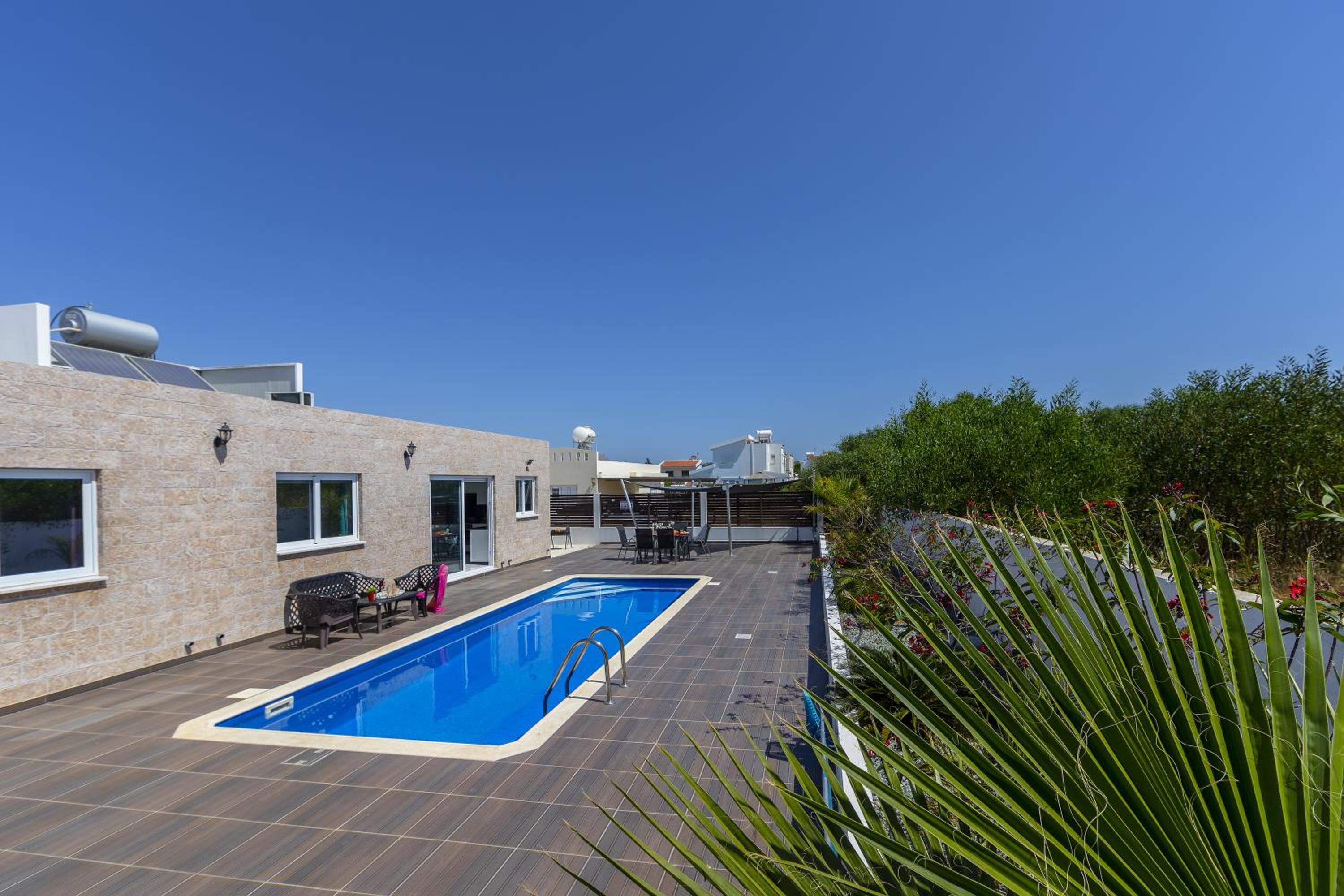 Protaras Villa Hollywood