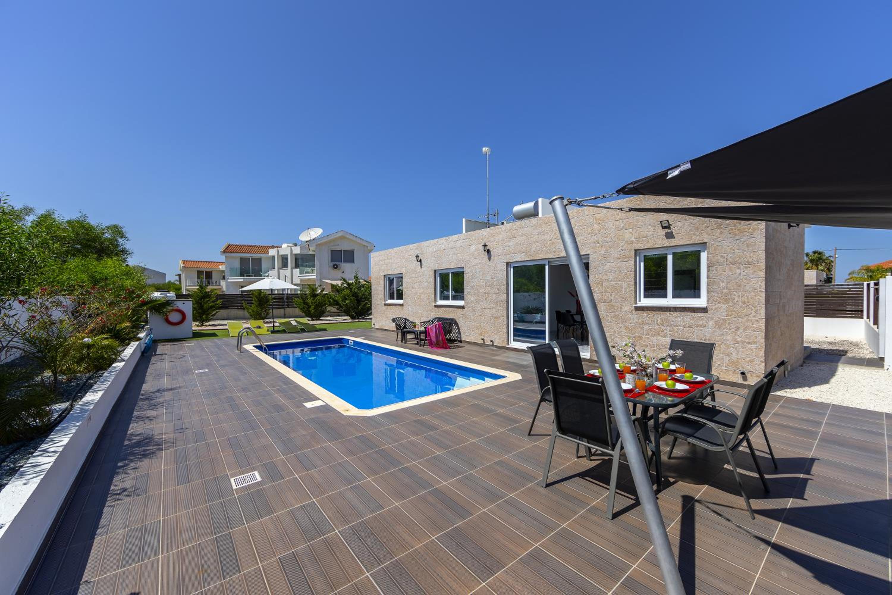 Protaras Villa Hollywood