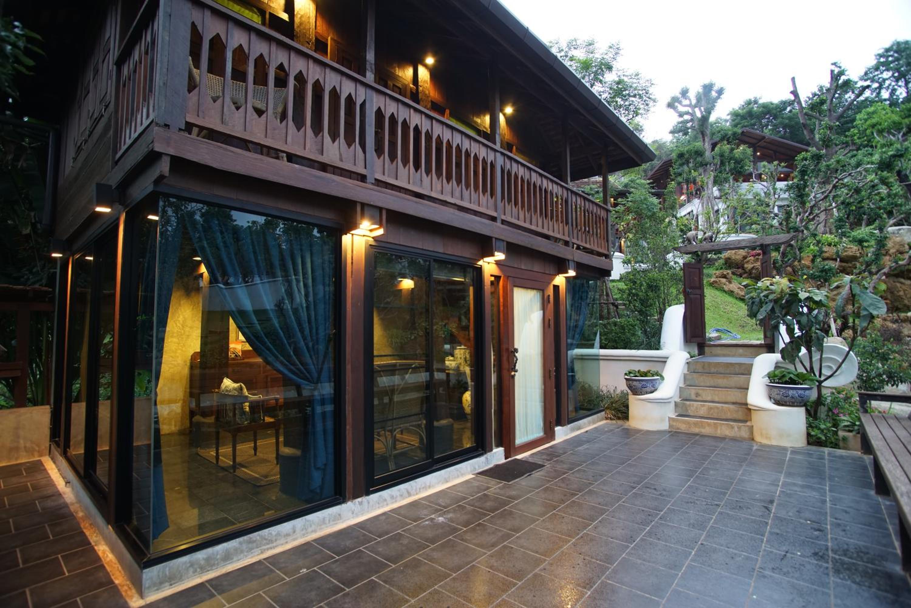 Chantra Khiri Chalet Chiang Mai