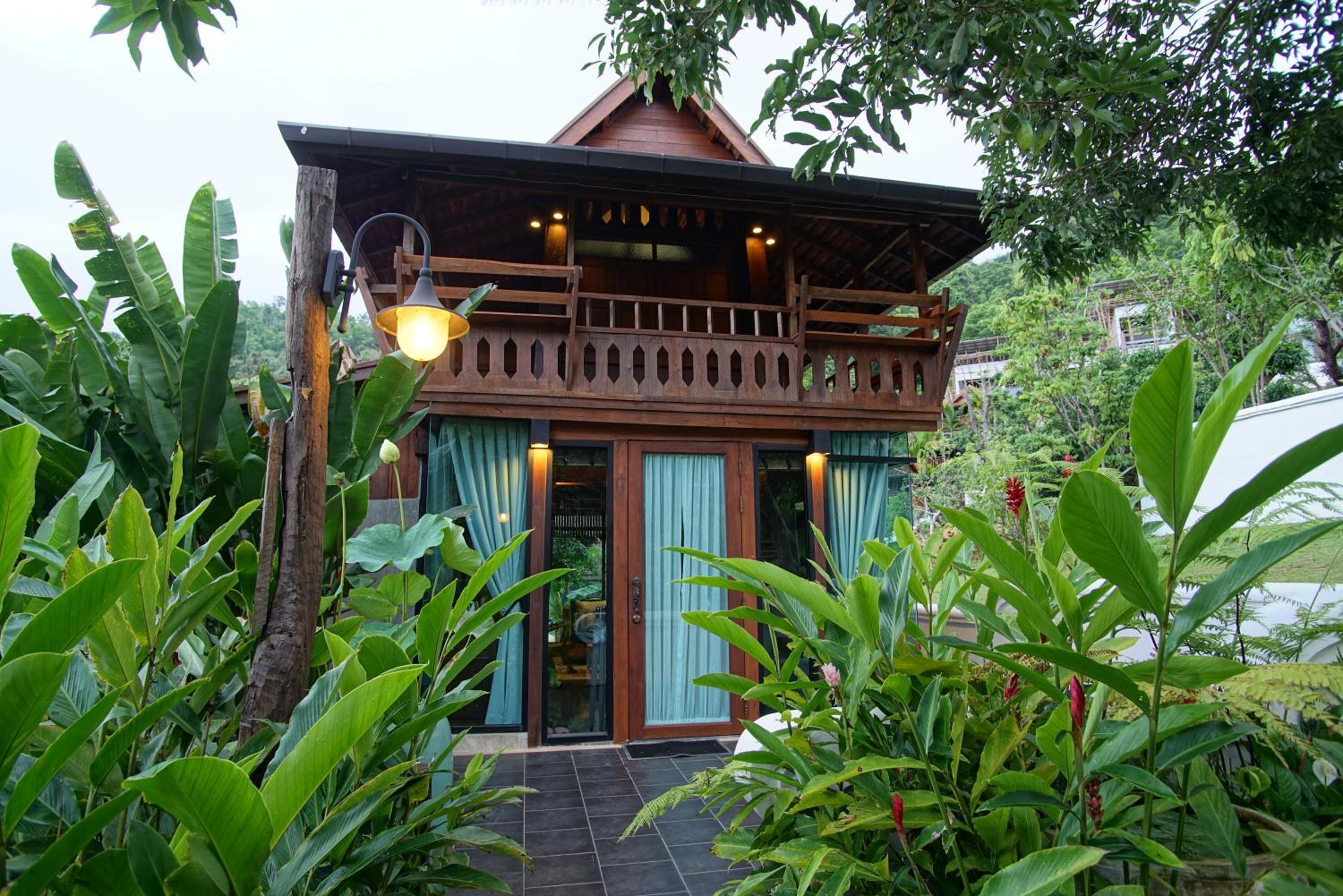Chantra Khiri Chalet Chiang Mai