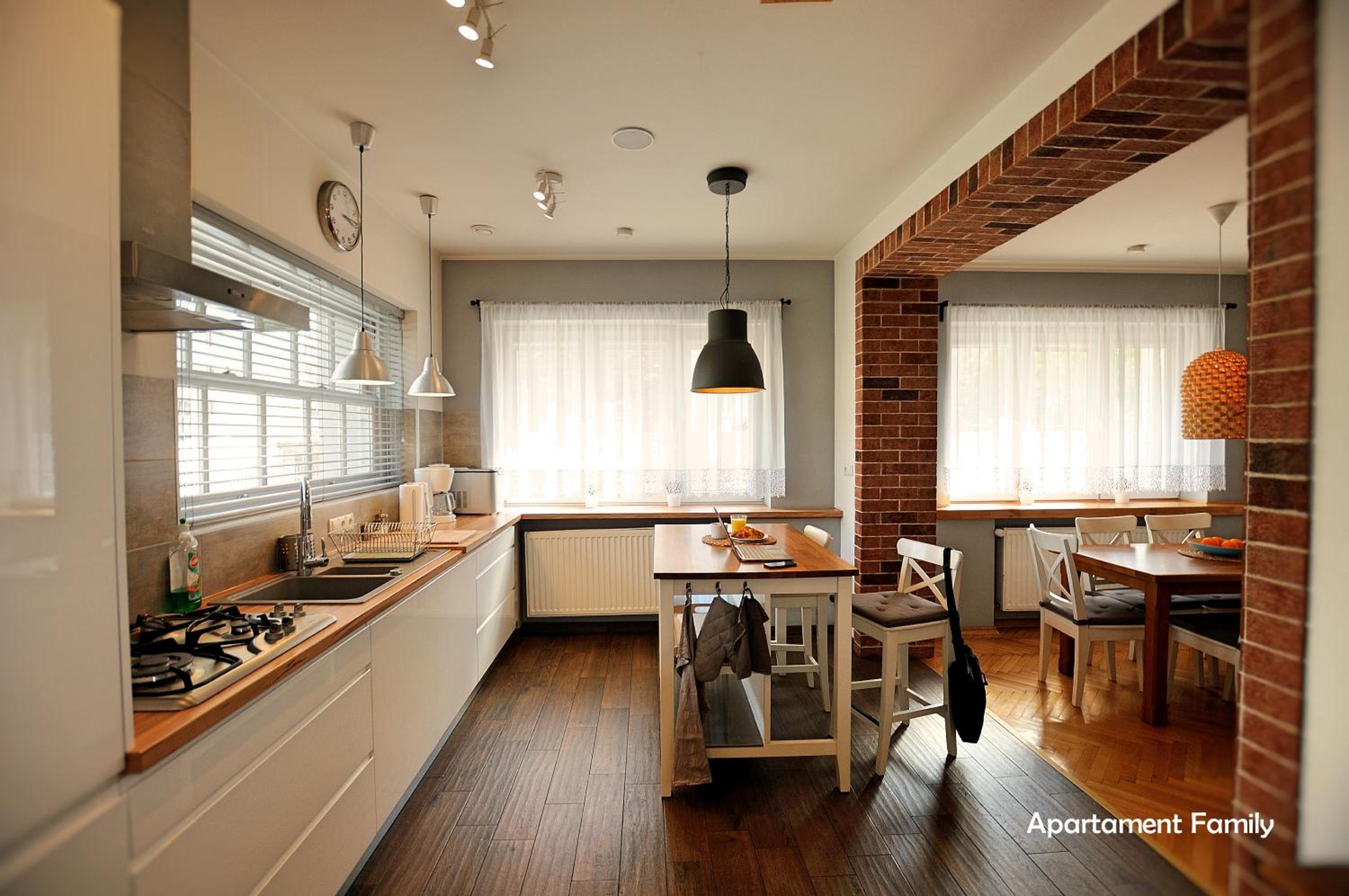 Biały Dom - 2 Bedrooms en Katowice — kitchen