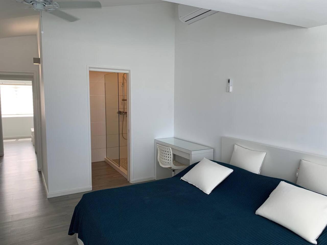 Luxury Waterfront Villa 431F Starlink Wifi