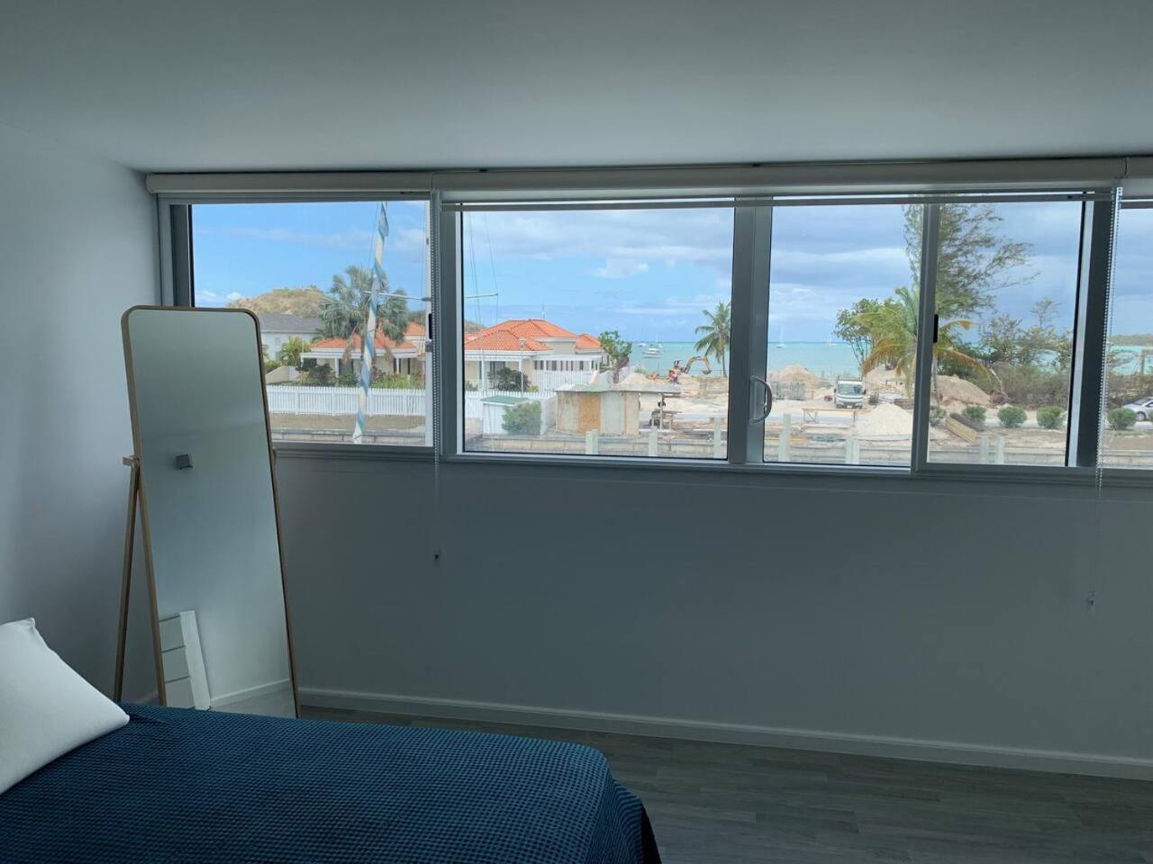 Luxury Waterfront Villa 431F Starlink Wifi